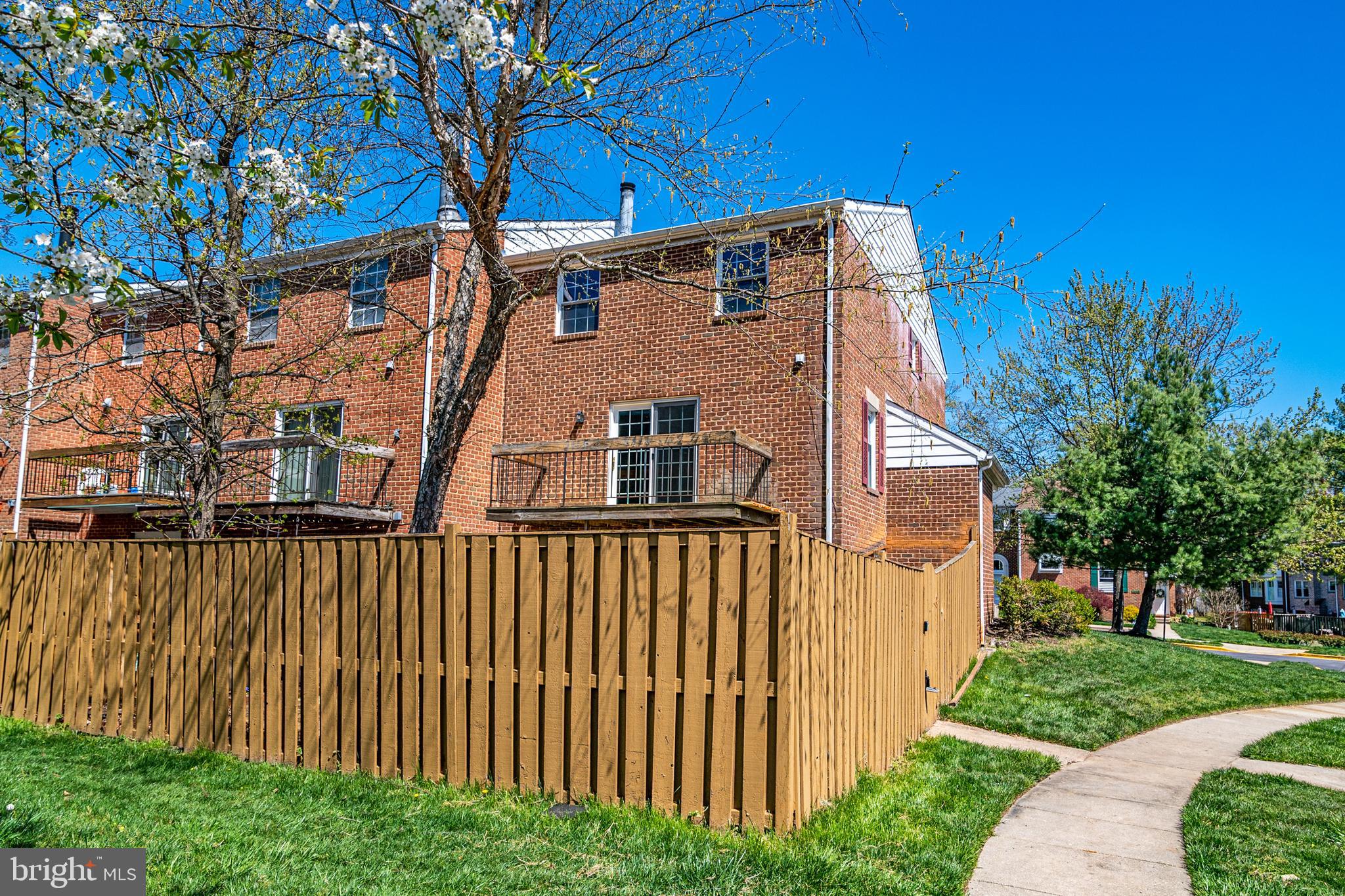 CHARING CROSS - Residential Lease