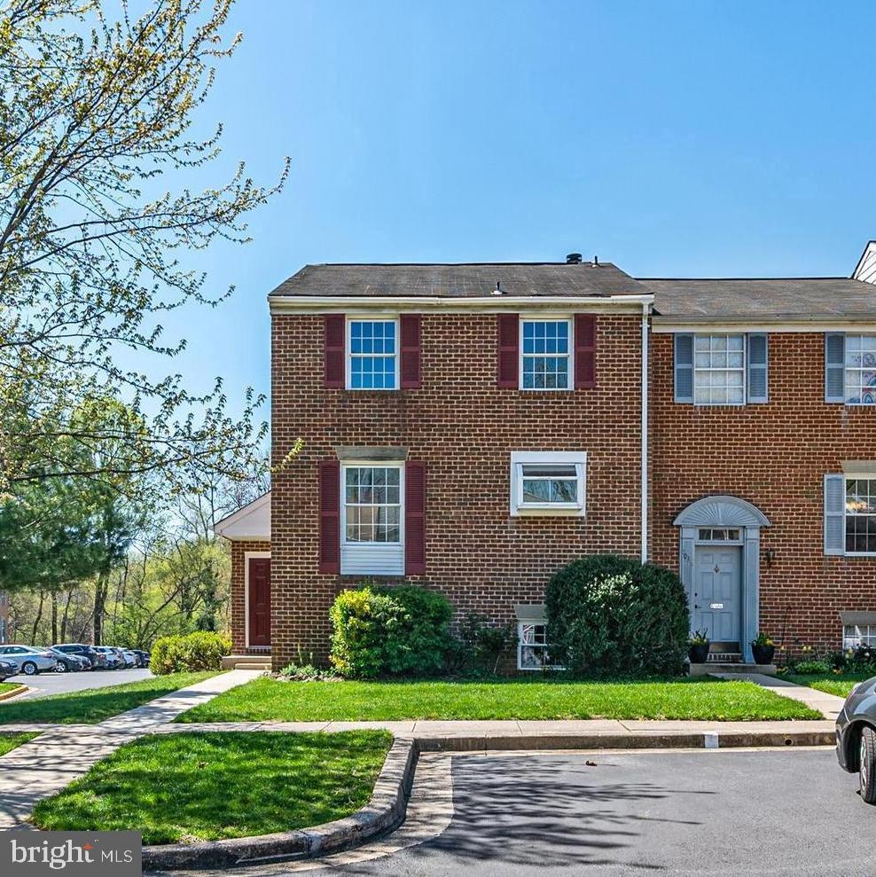 CHARING CROSS - Residential Lease