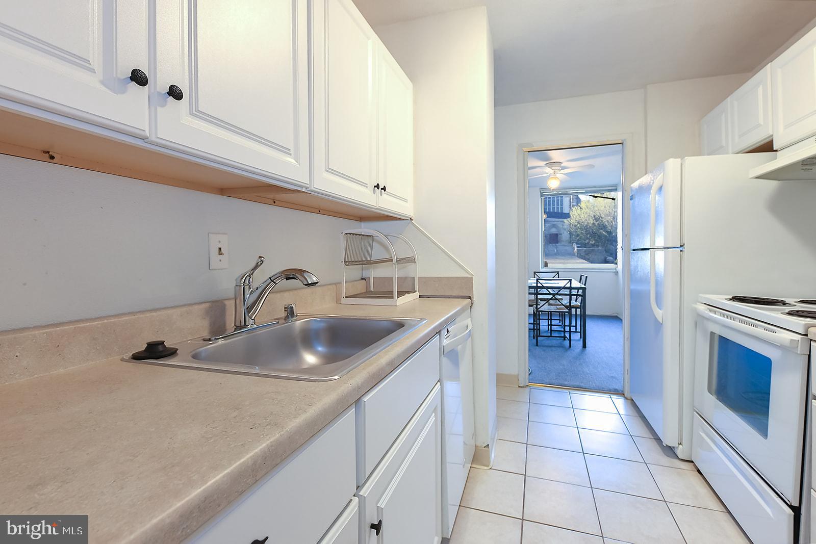 CHARLES VILLAGE - Residential