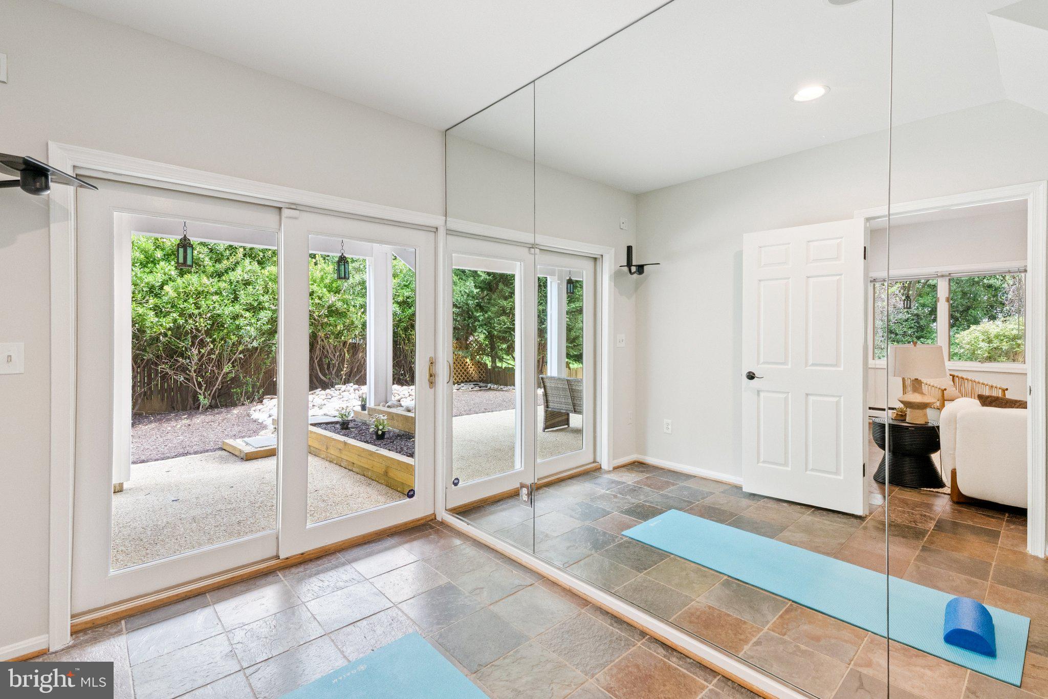 CABIN JOHN PARK - Residential