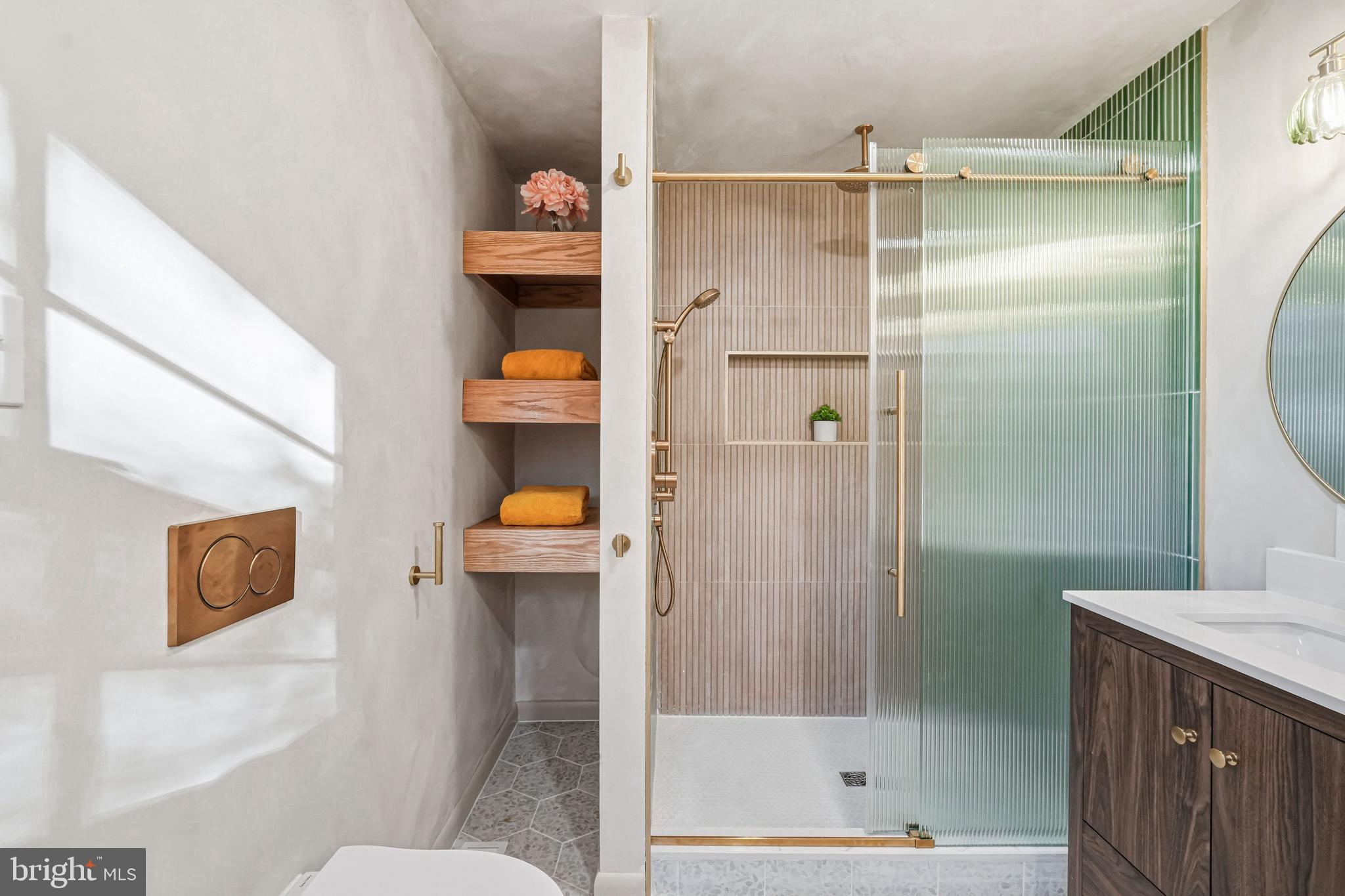 VALLEY FORGE MTN - Residential