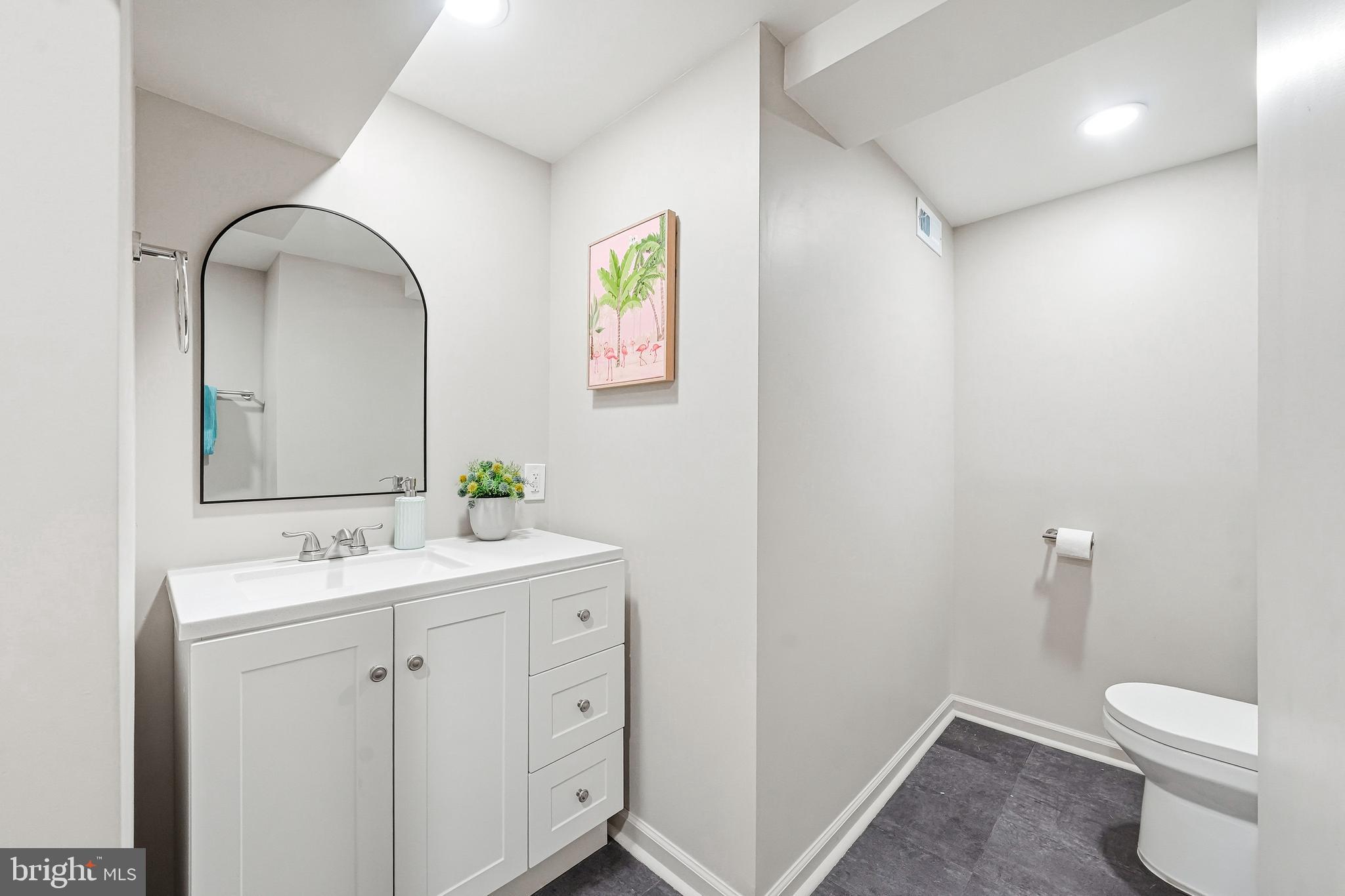 VALLEY FORGE MTN - Residential