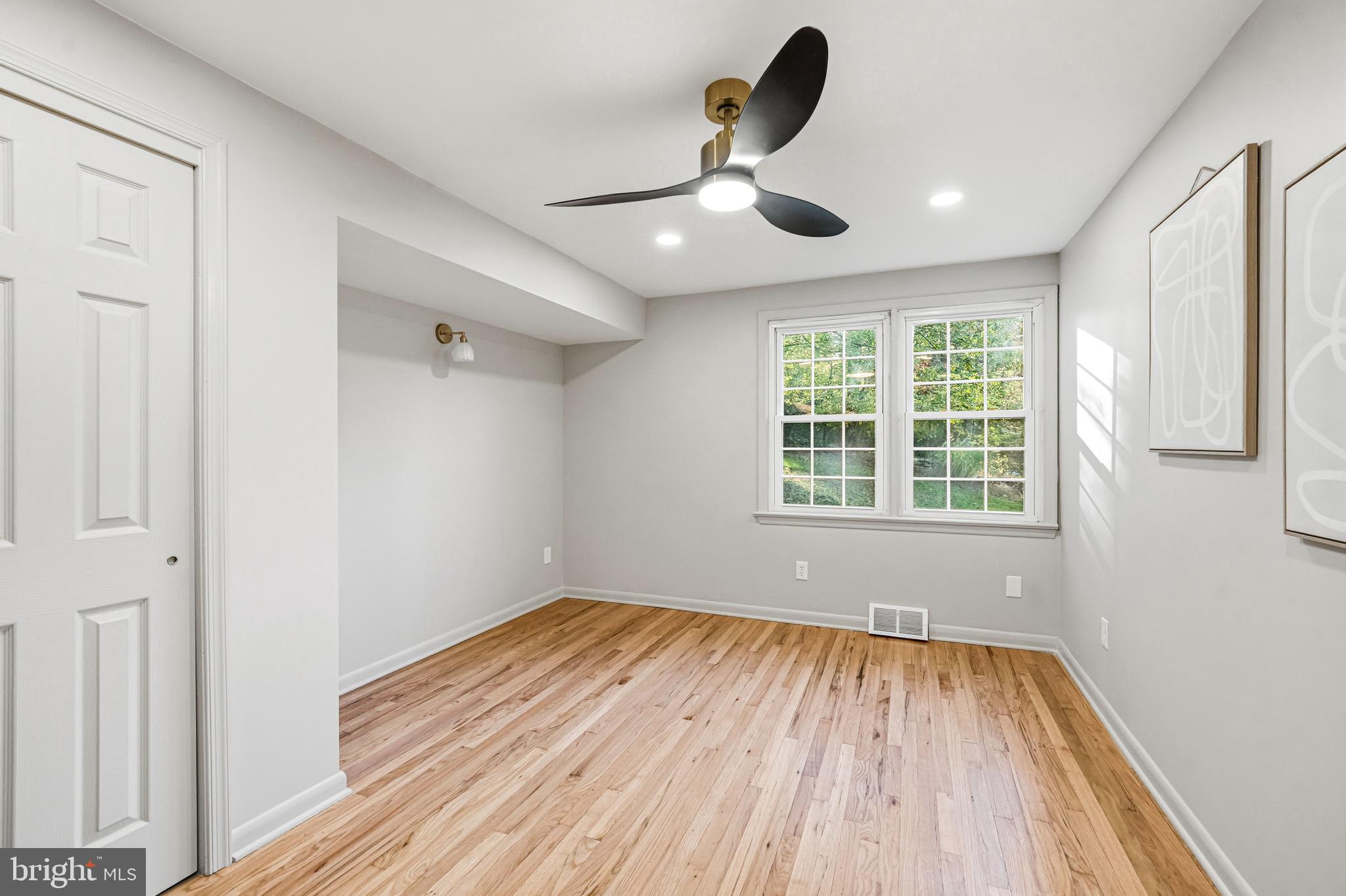 VALLEY FORGE MTN - Residential