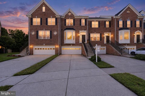 Townhouse For Sale - 13652 Mills Farm Road<br/> ROCKVILLE, MD 20850
