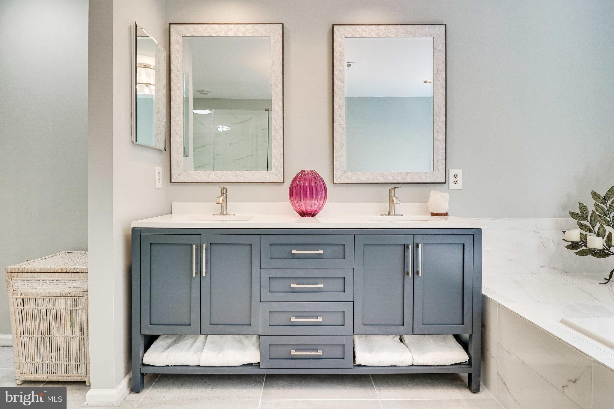 BARRINGTON - Residential