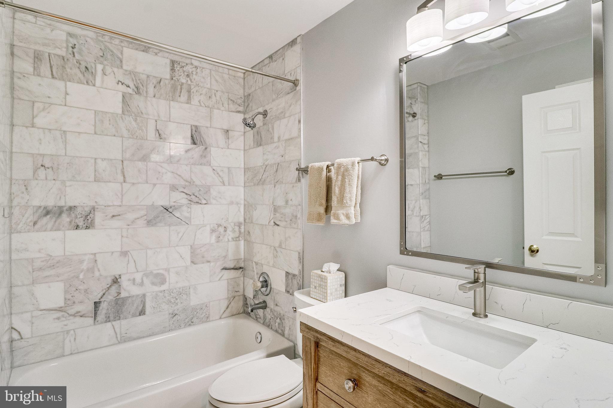 BARRINGTON - Residential