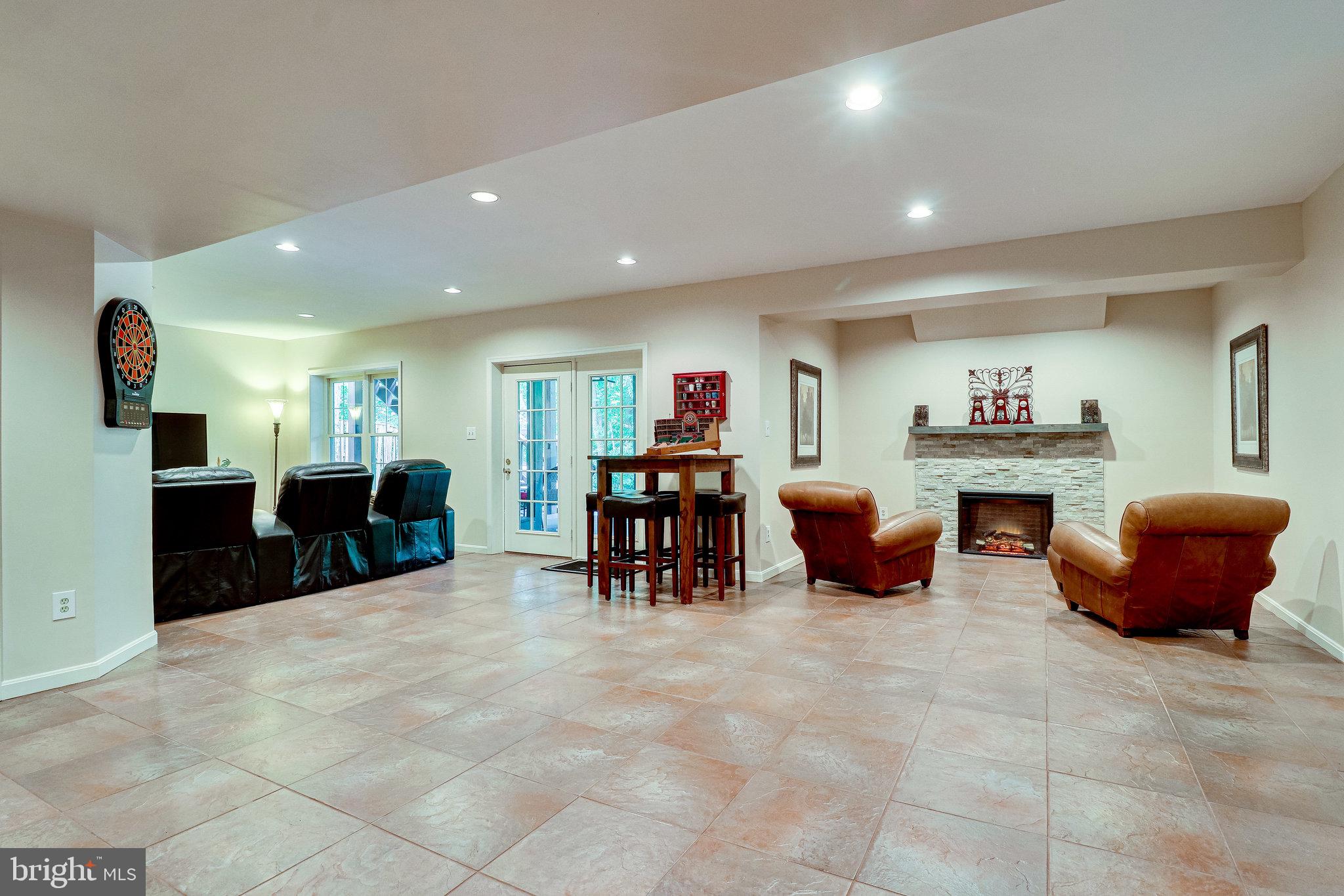 BARRINGTON - Residential