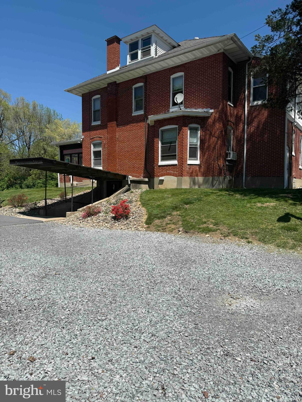 15250 KUTZTOWN ROAD