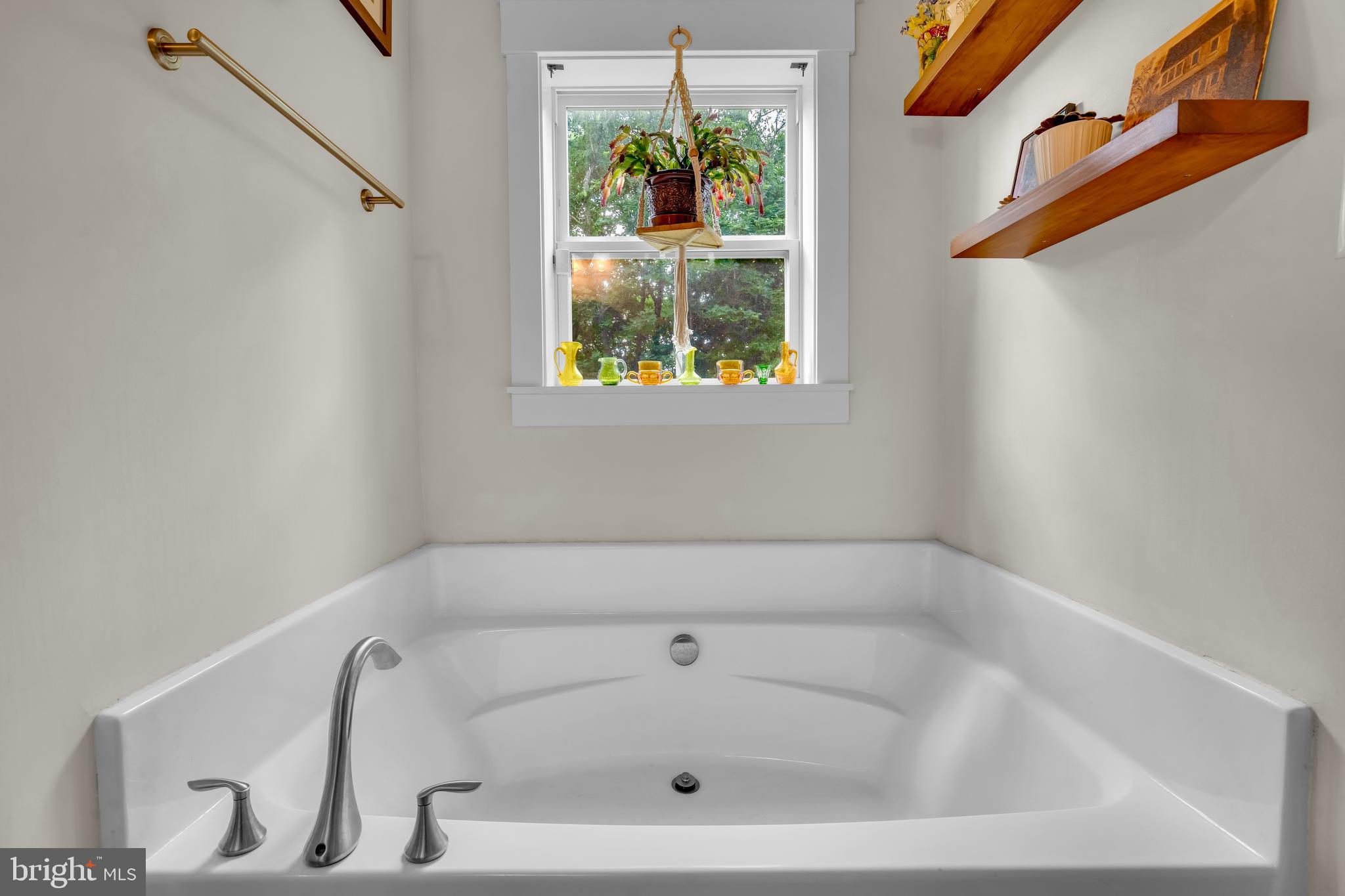 CRUMPTON - Residential