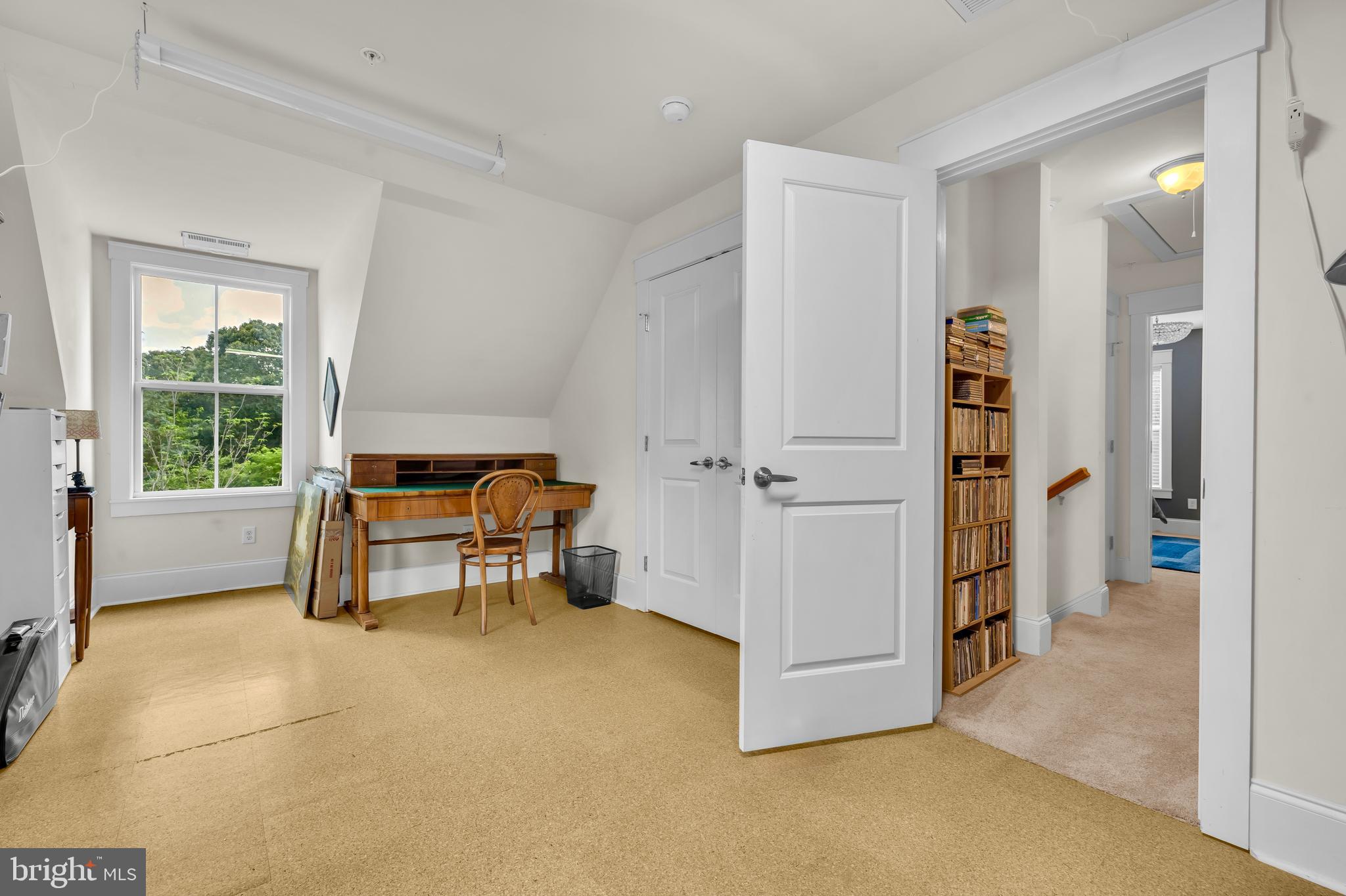 CRUMPTON - Residential