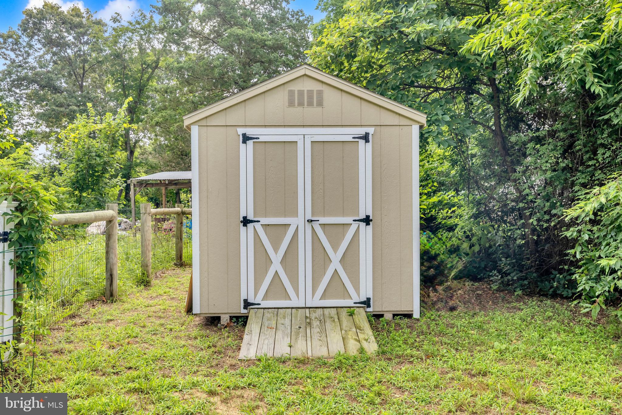 CRUMPTON - Residential