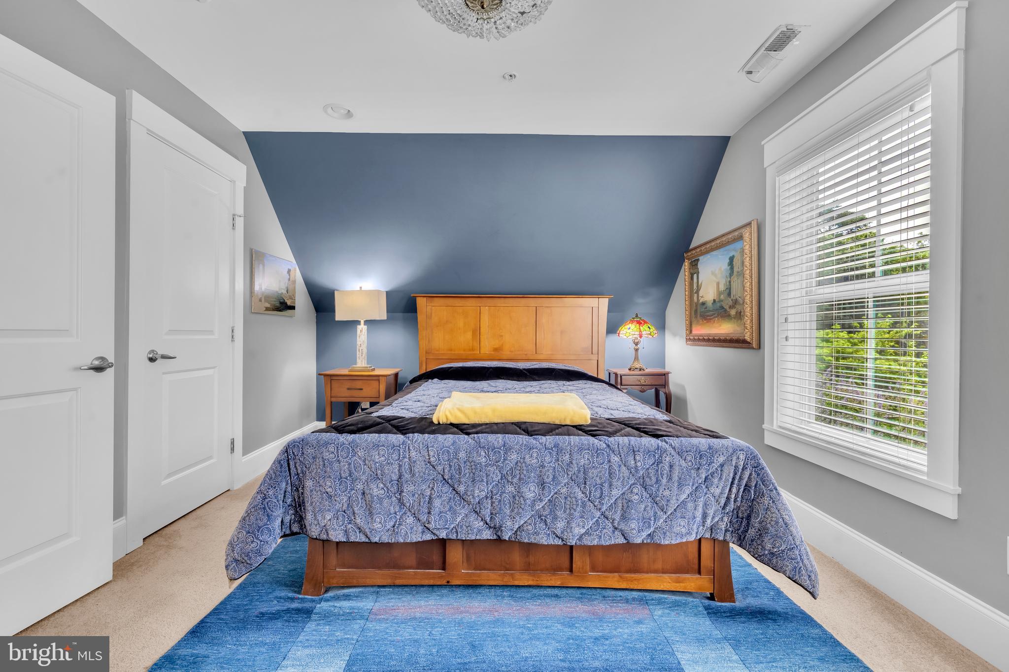 CRUMPTON - Residential