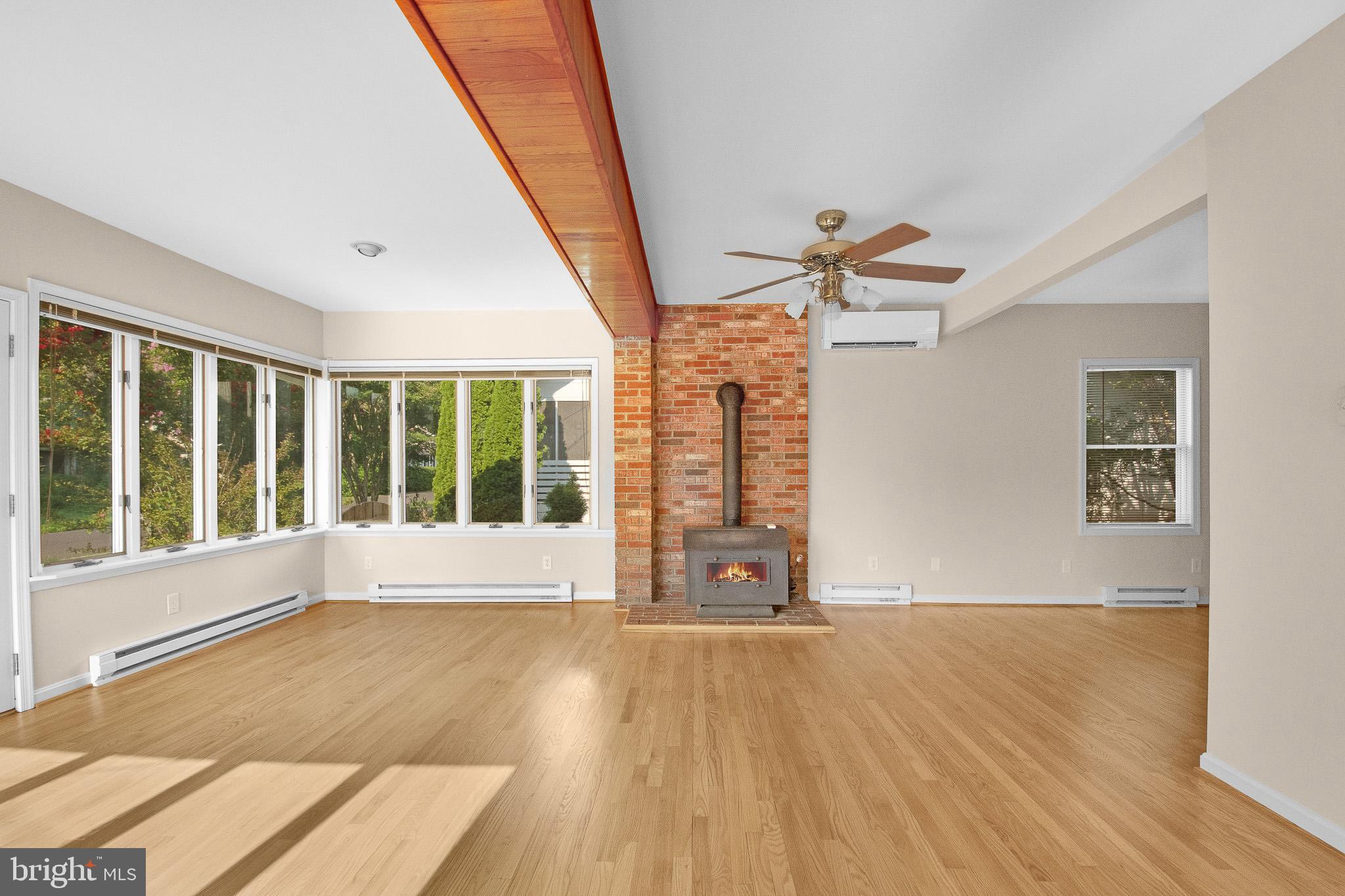 528 JAMES AVENUE