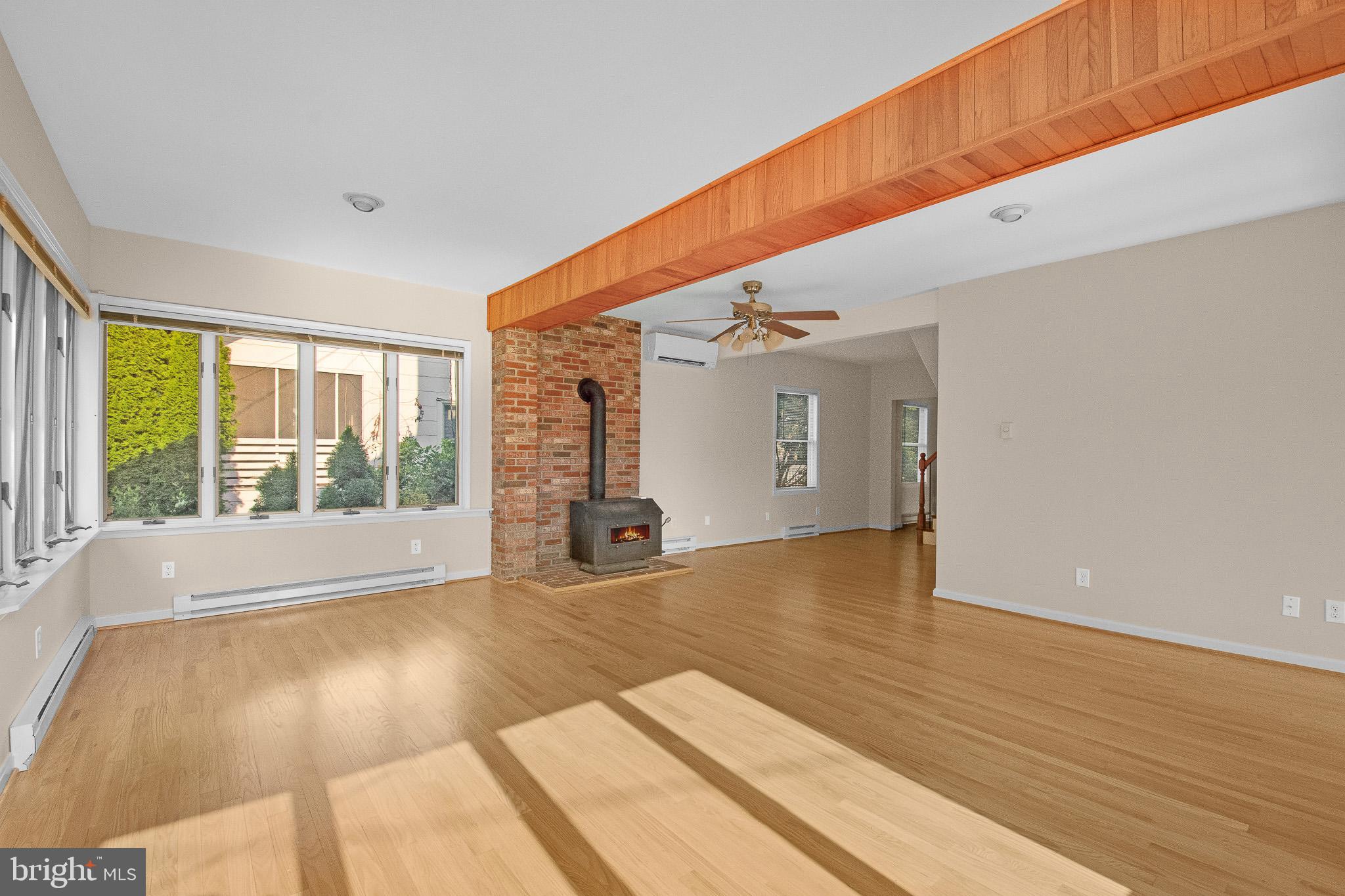 528 JAMES AVENUE