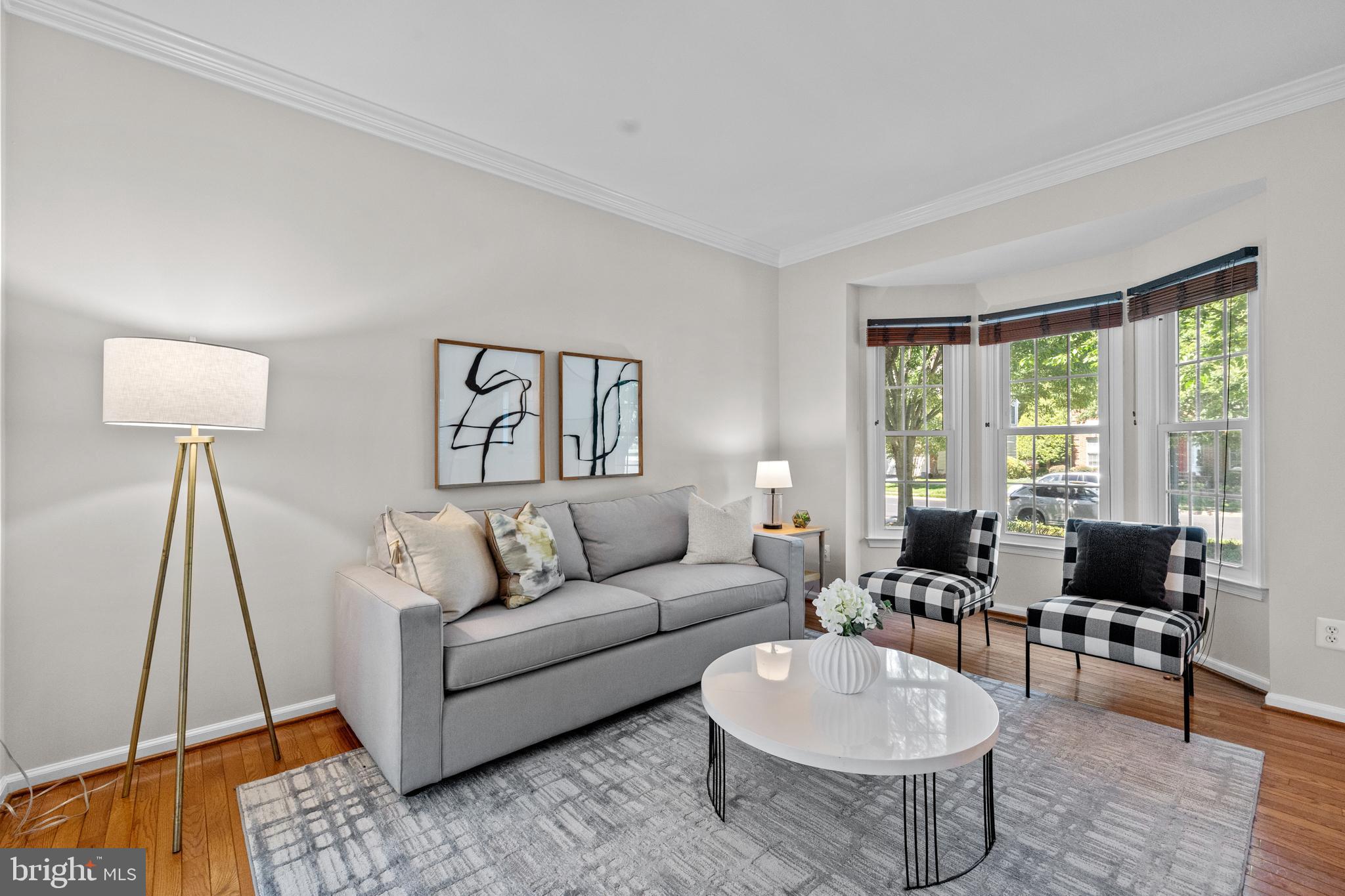MONROE MANOR - Residential