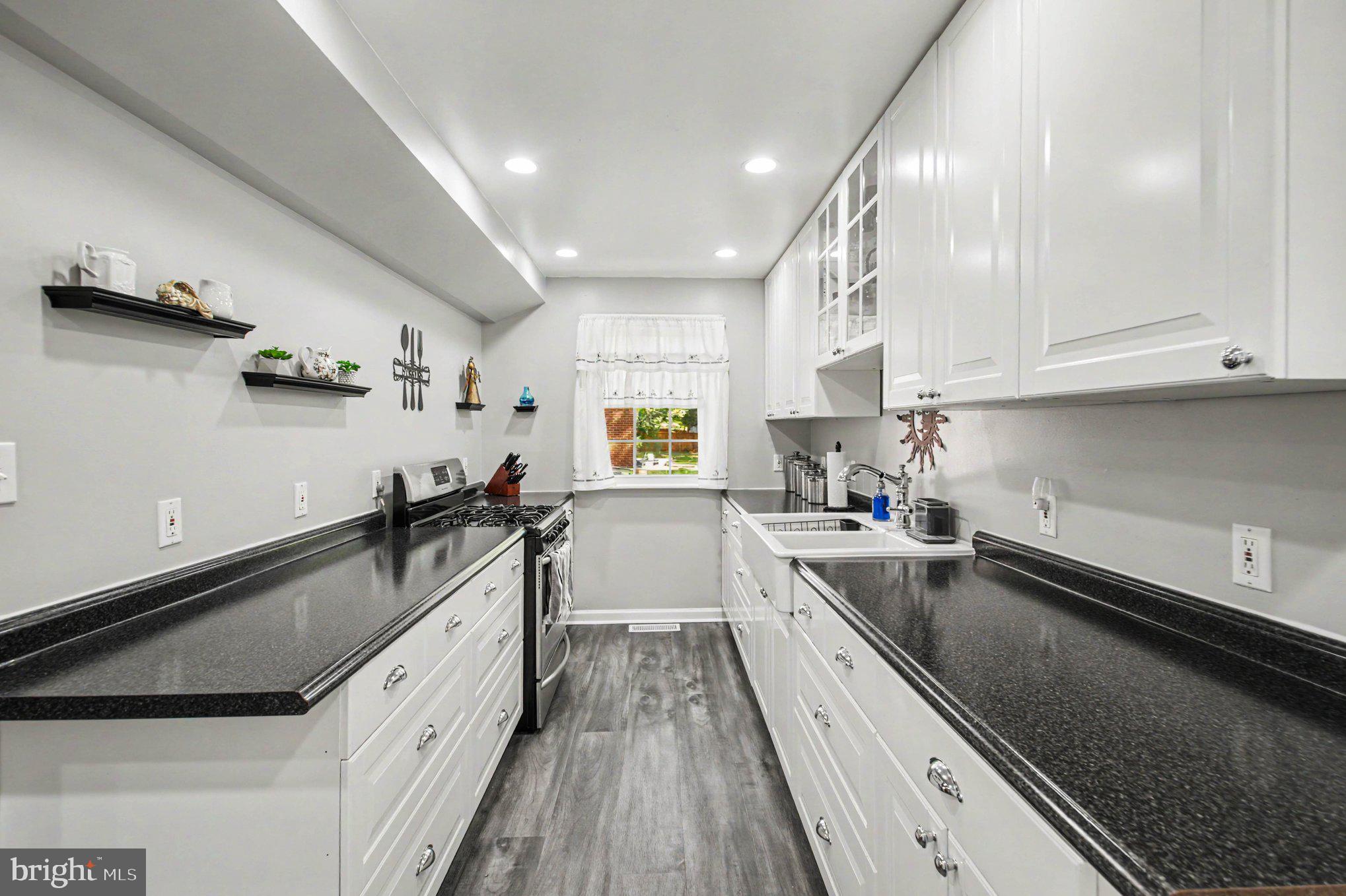 DALE CITY - Residential