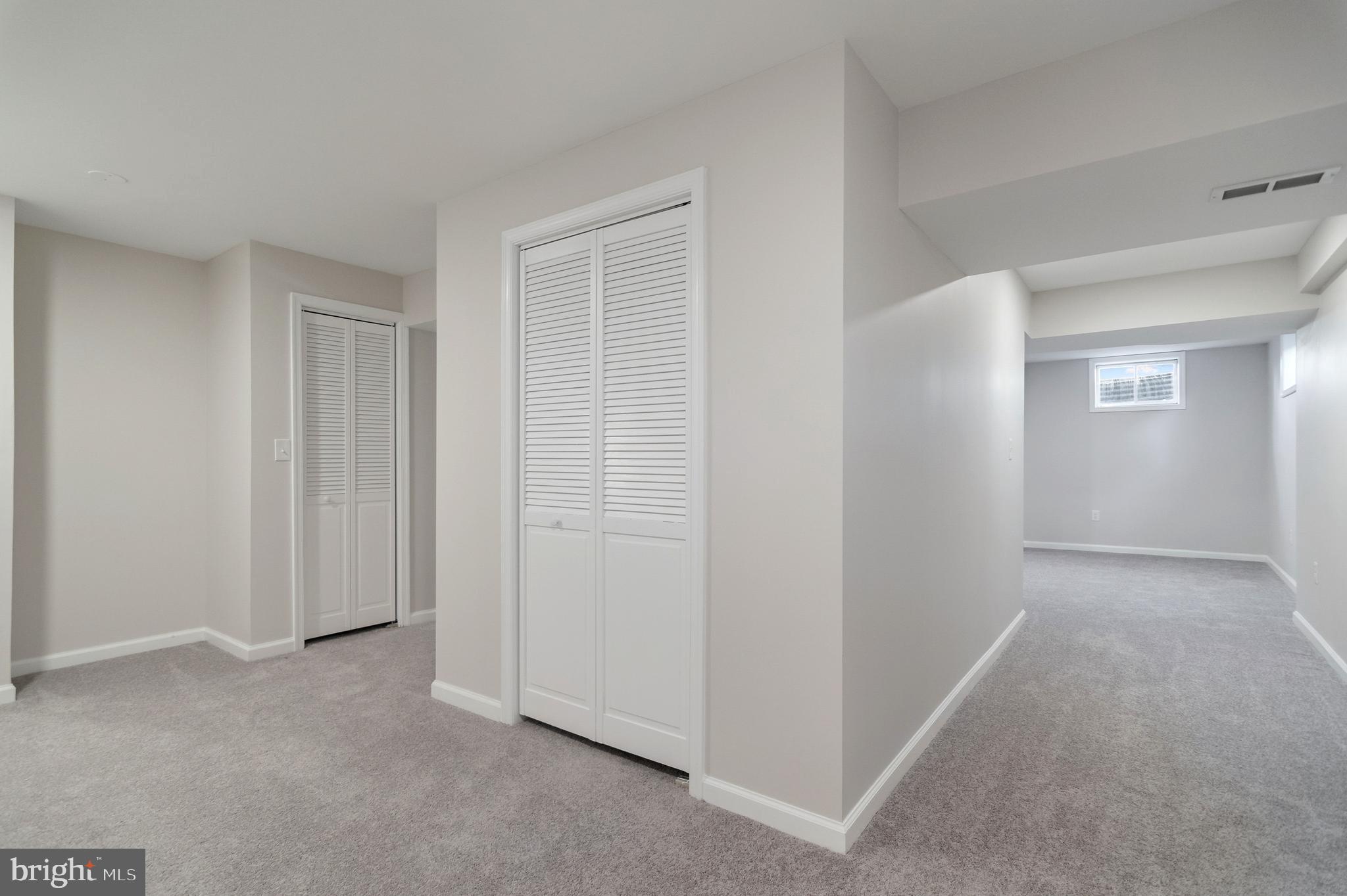 FAIRFAX HEIGHTS - Residential