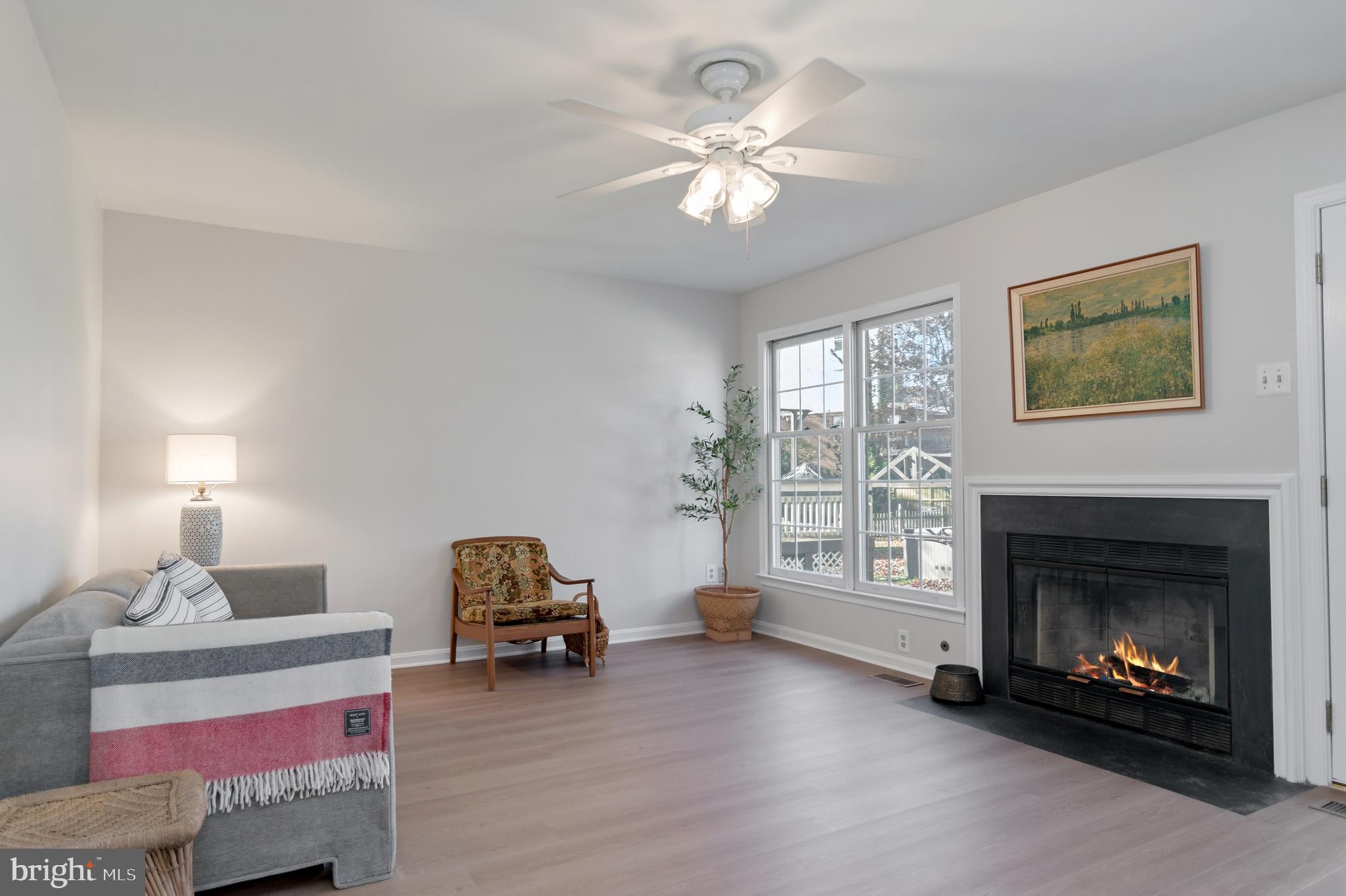 FAIRFAX HEIGHTS - Residential