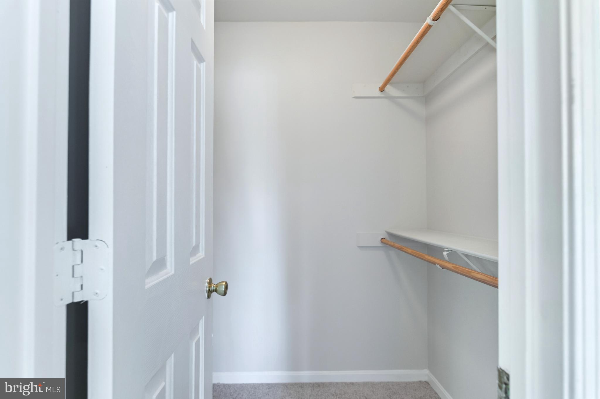 FAIRFAX HEIGHTS - Residential