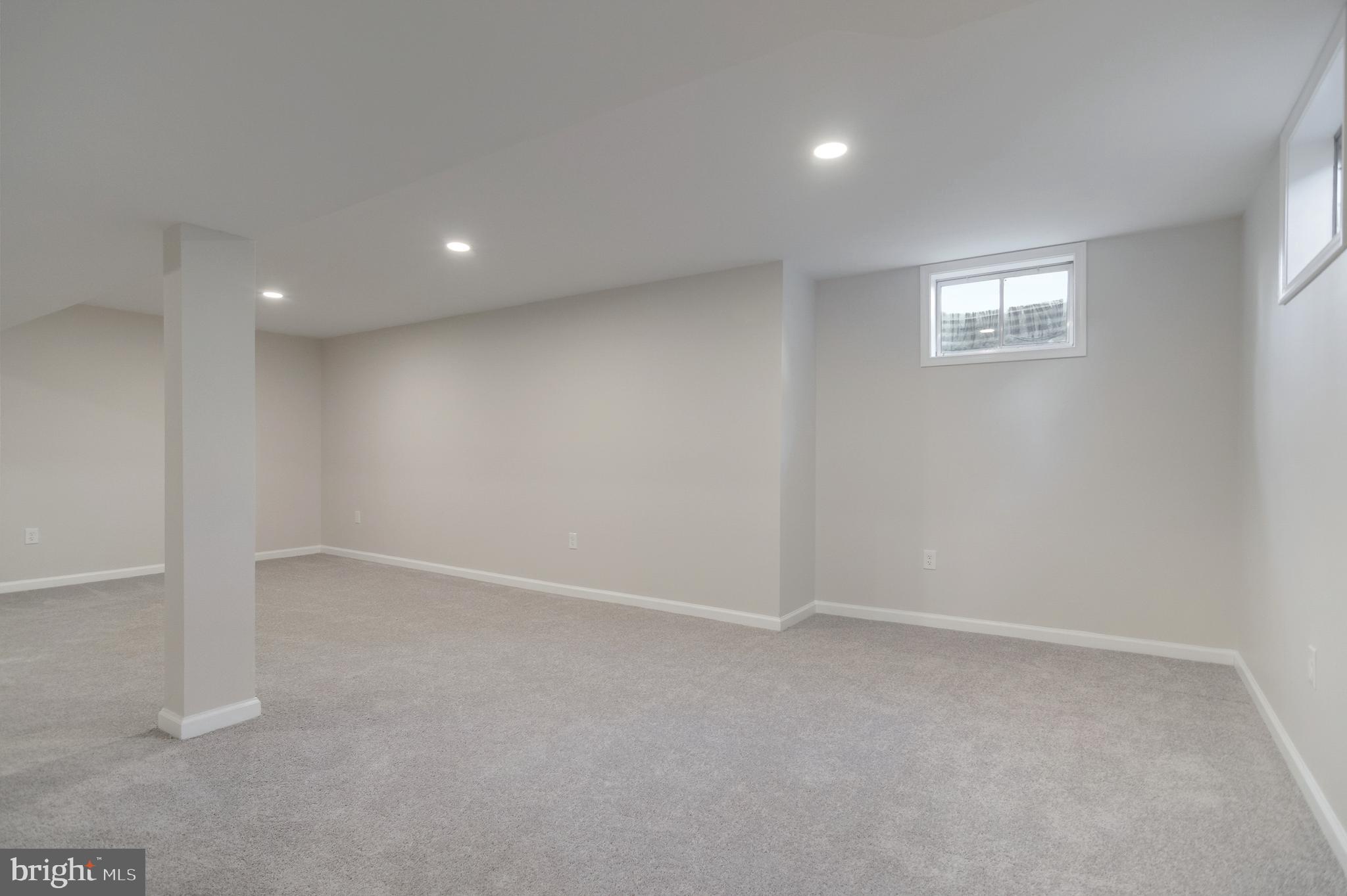 FAIRFAX HEIGHTS - Residential