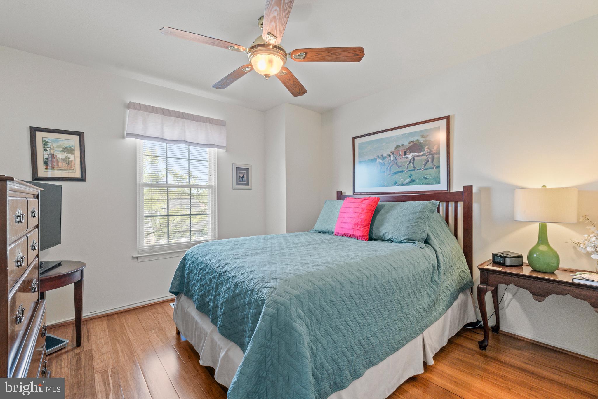 CROMWELL STATION - Residential