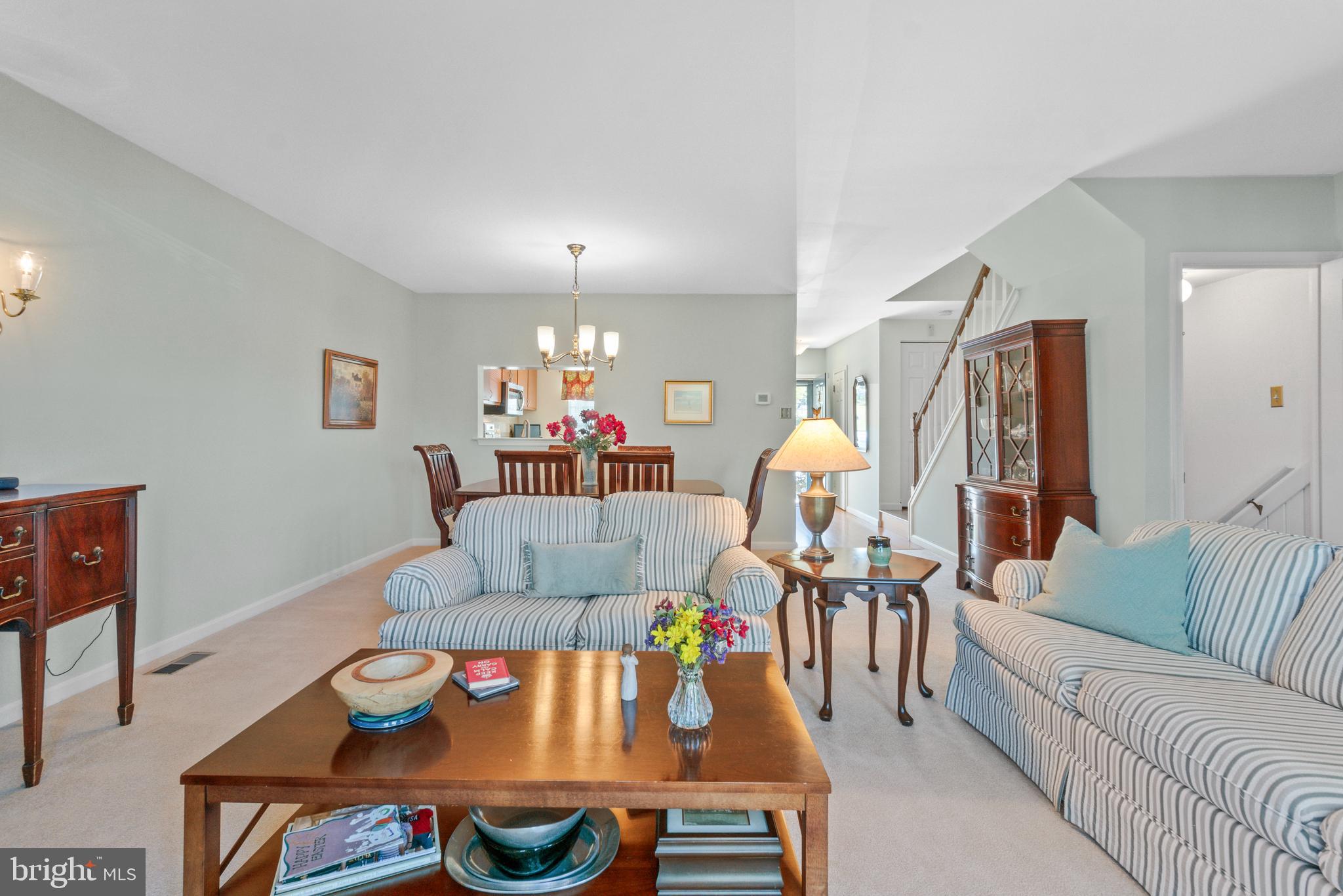 CROMWELL STATION - Residential