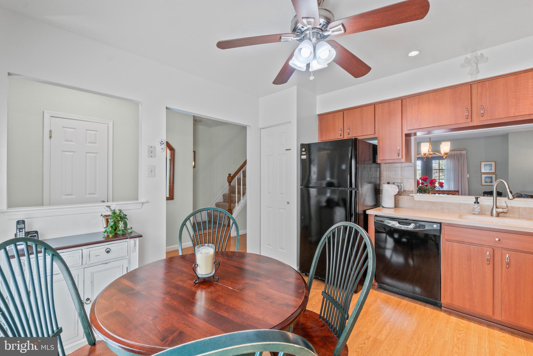 CROMWELL STATION - Residential