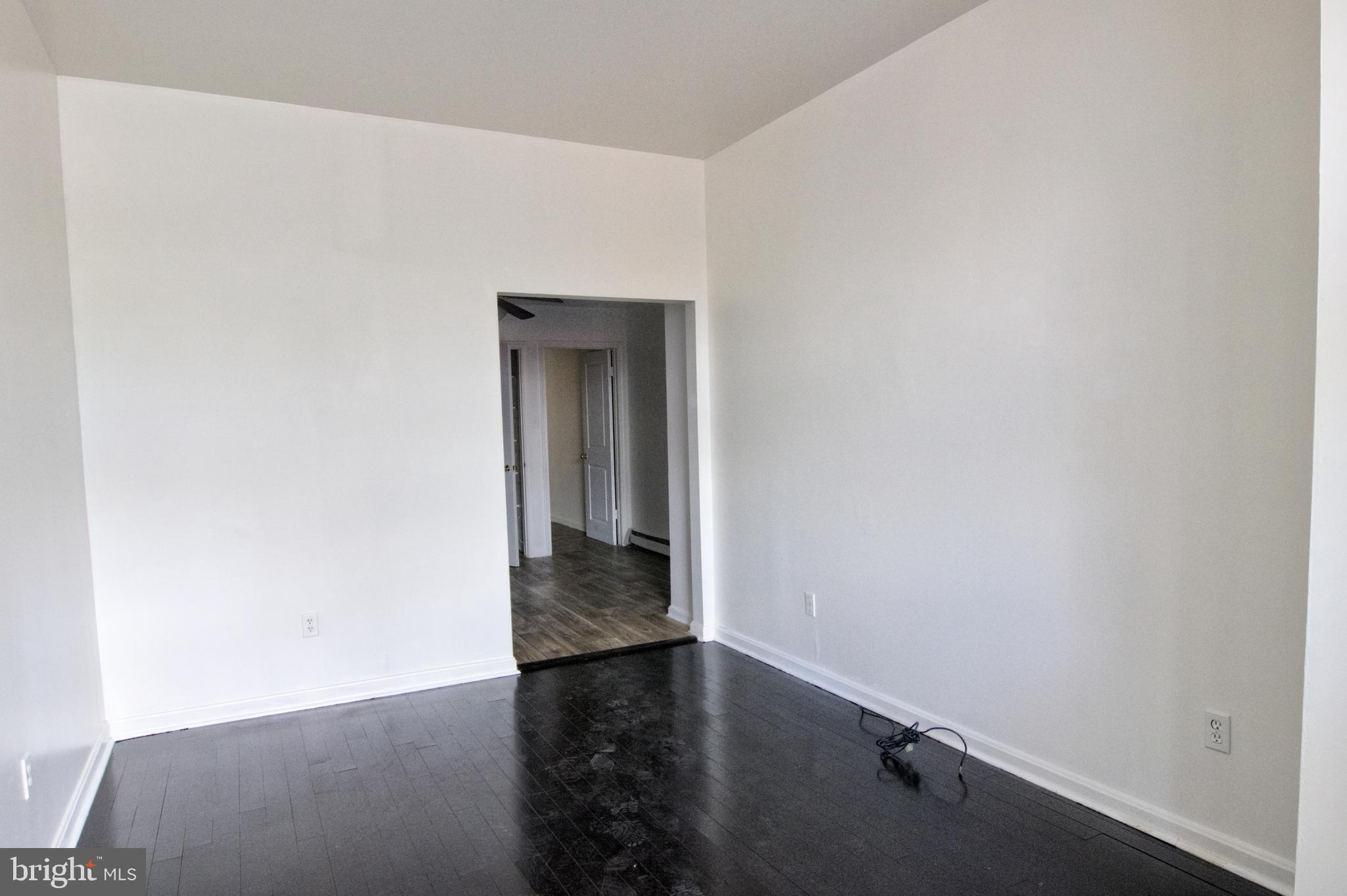 2050 LINDEN AVENUE B