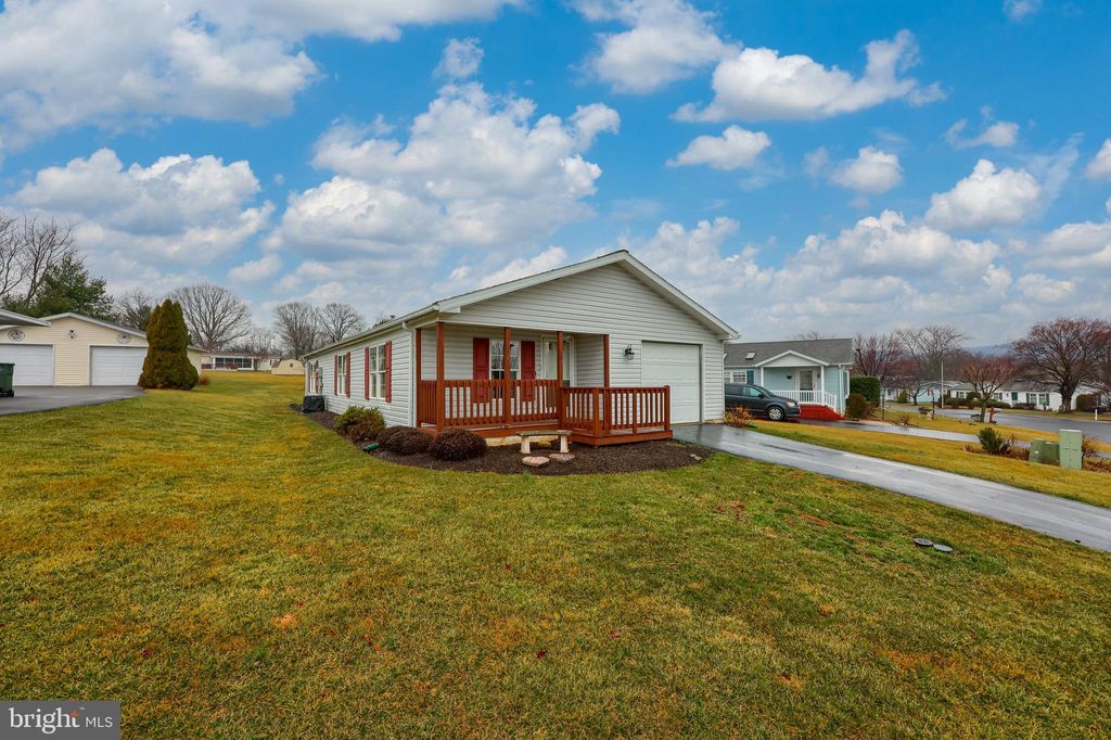 Photo of 15 RAY DR, DENVER, PA 17517 (MLS # PALA2030842)