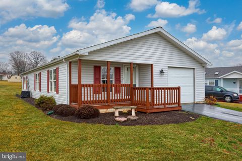 Photo of 15 RAY DR, DENVER, PA 17517 (MLS # PALA2030842)