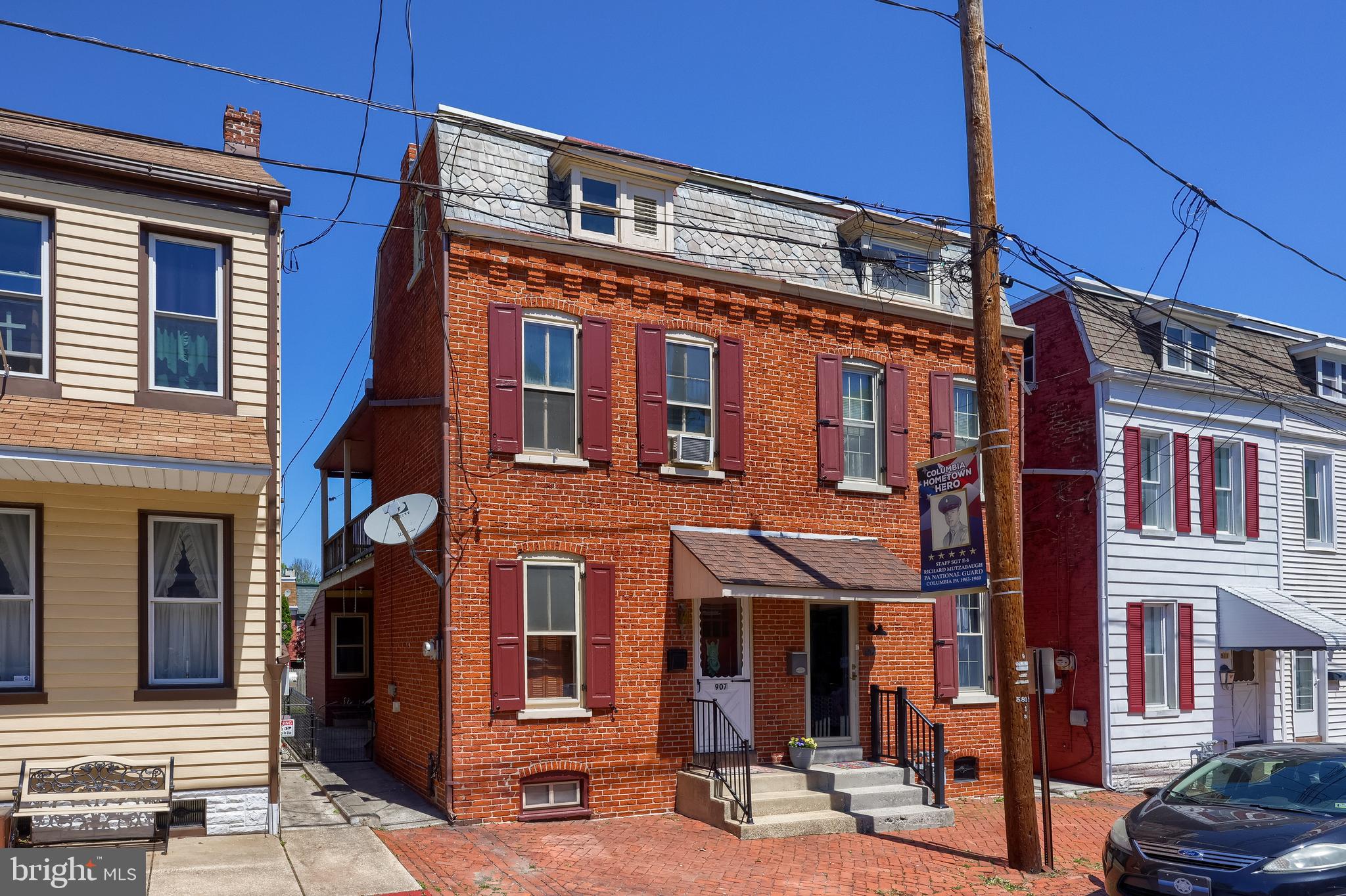 Check out this super affordable home on a quiet side street in uptown Columbia! This sandblasted beauty is totally liveable right now but with a little tlc, this home could be a real gem. The boiler is newer, the appliances are mostly a few years old and are all included too! The rear yard is charming and peaceful. Cut your housing costs in half and own instead of renting! If you are a landlord looking for an addition to your portfolio, look no further. Call today before it's too late!