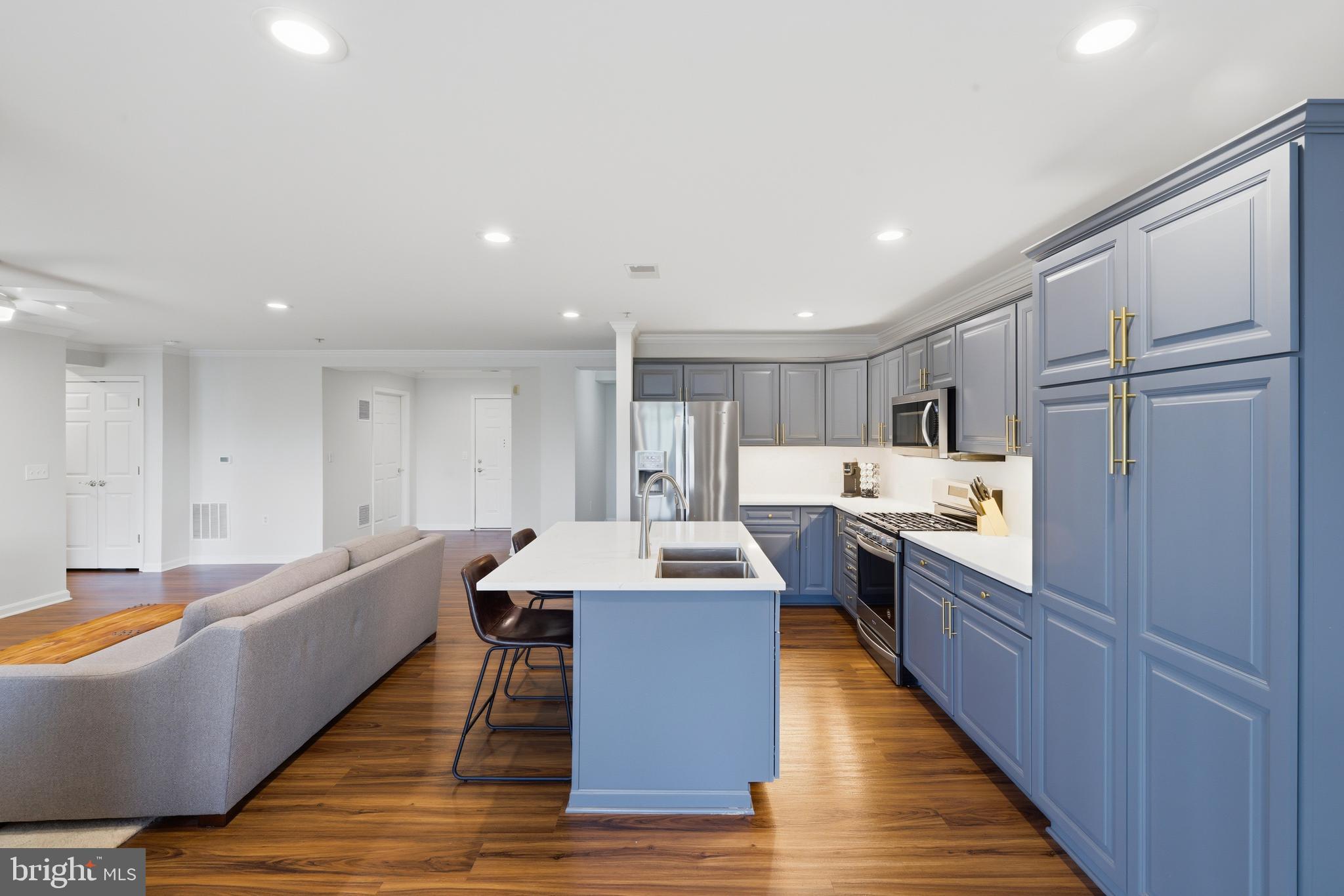 12240 ROUNDWOOD ROAD 605