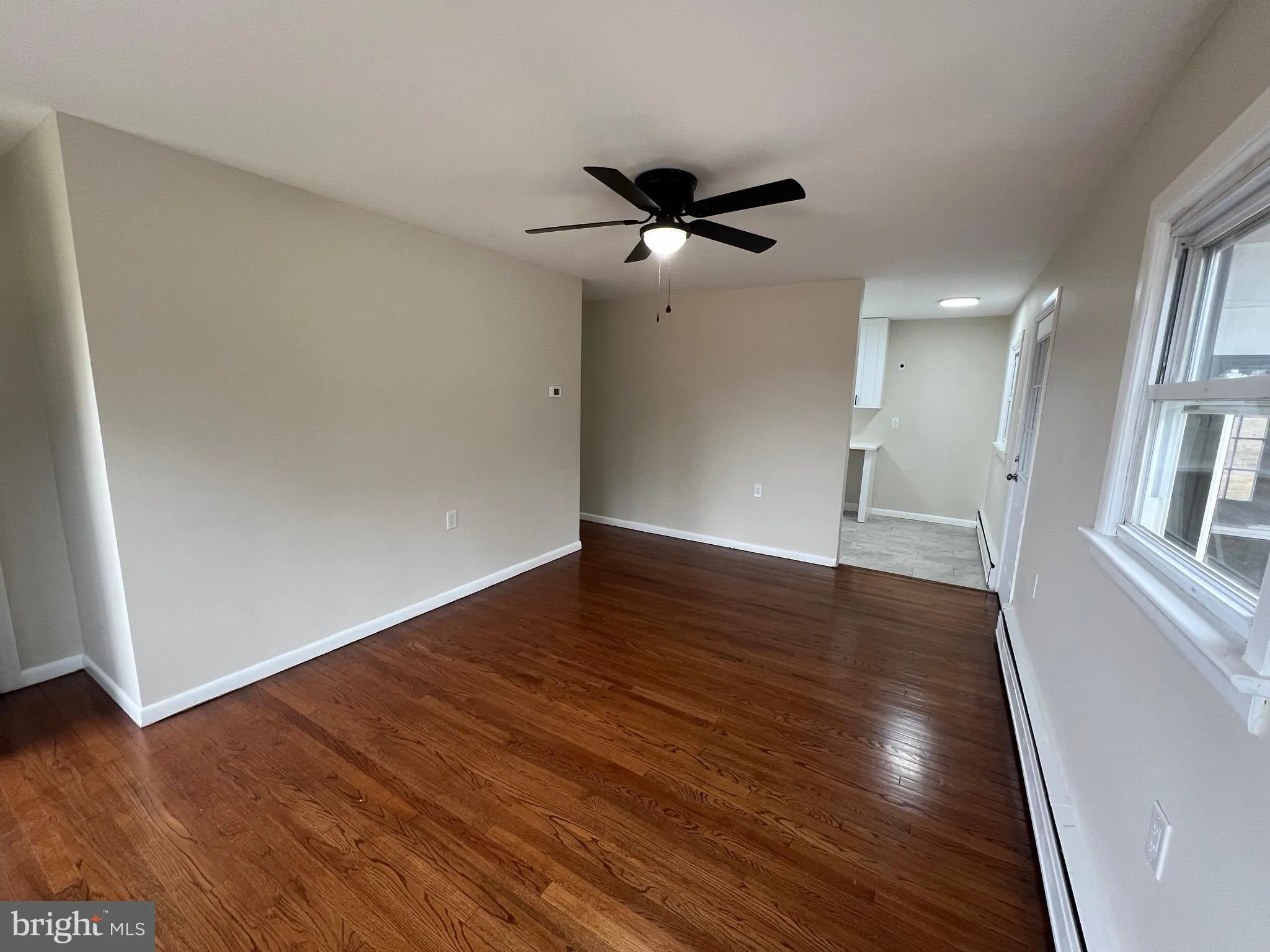 Monroeville, New Jersey 08343, United States, 3 Bedrooms Bedrooms, ,1 BathroomBathrooms,Residential,Pending,21547