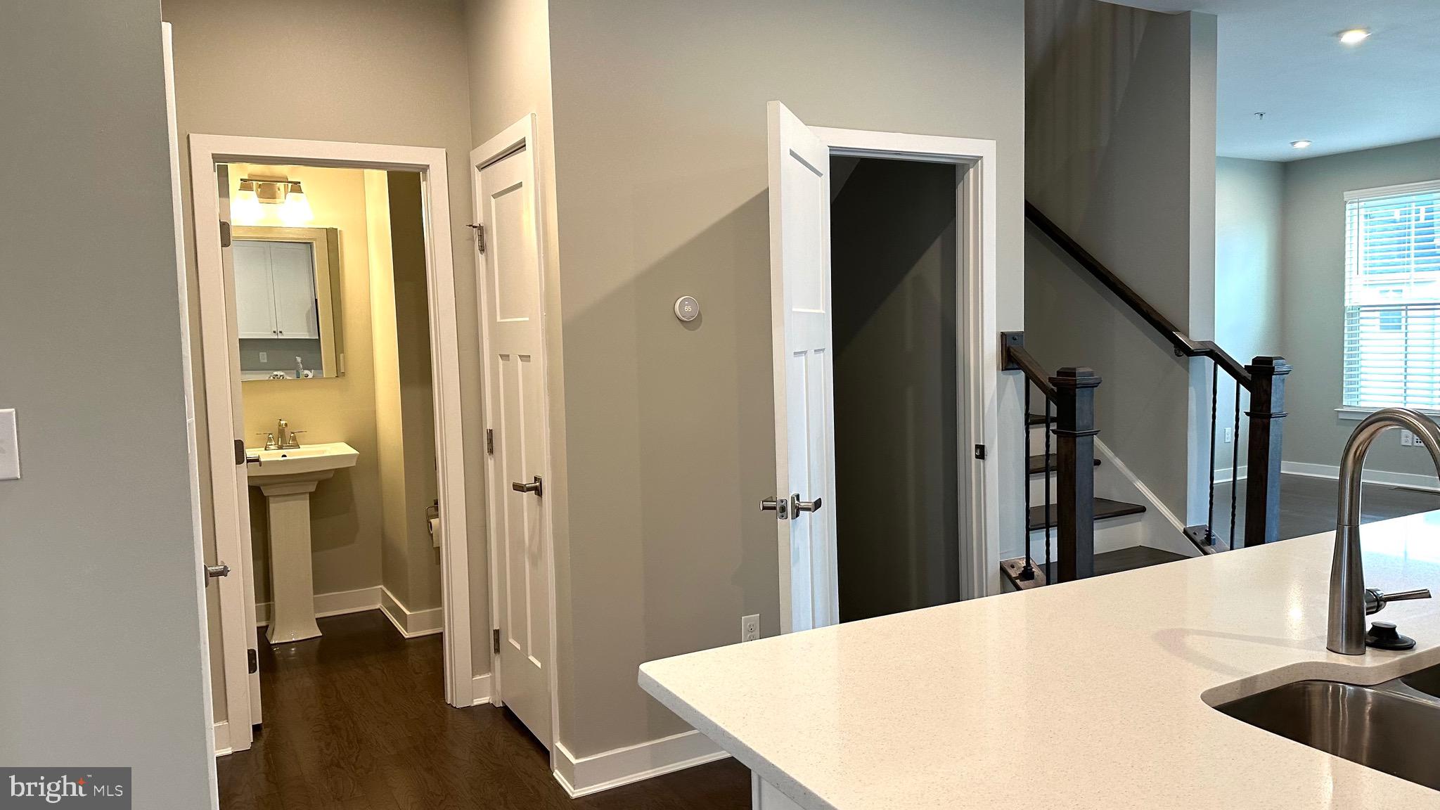 SINCLAIR SPRINGS - Residential Lease