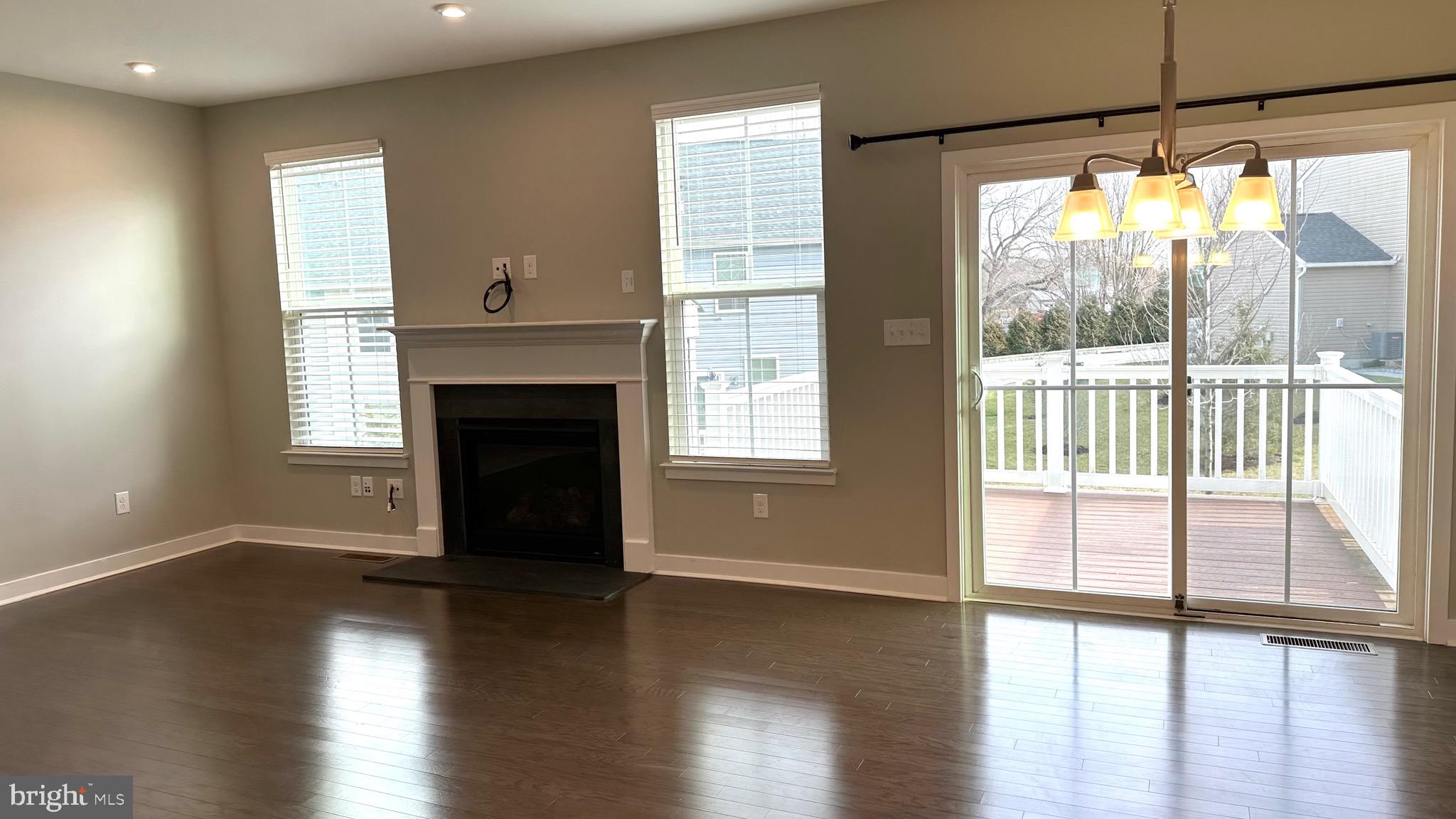 SINCLAIR SPRINGS - Residential Lease