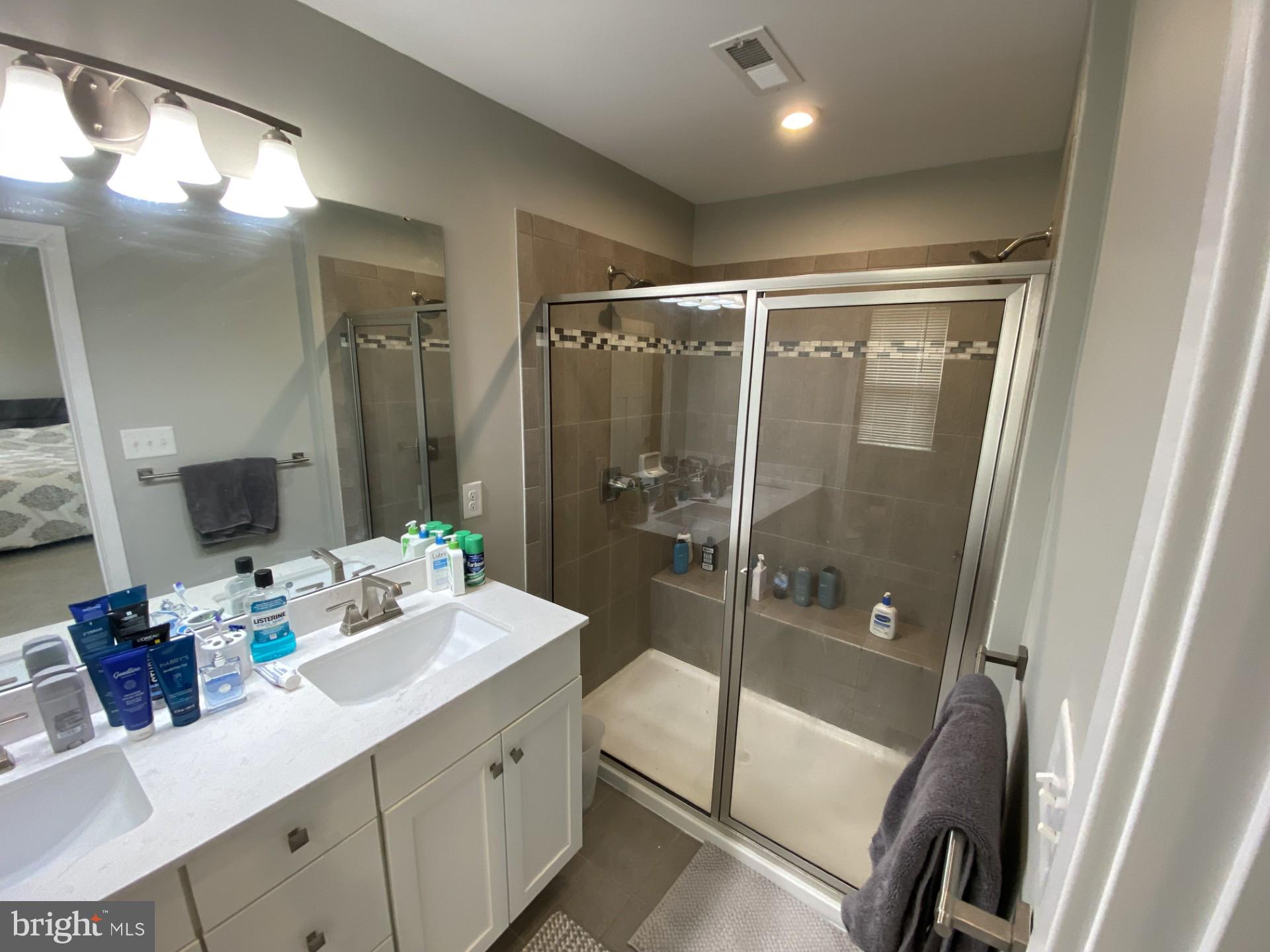 SINCLAIR SPRINGS - Residential Lease