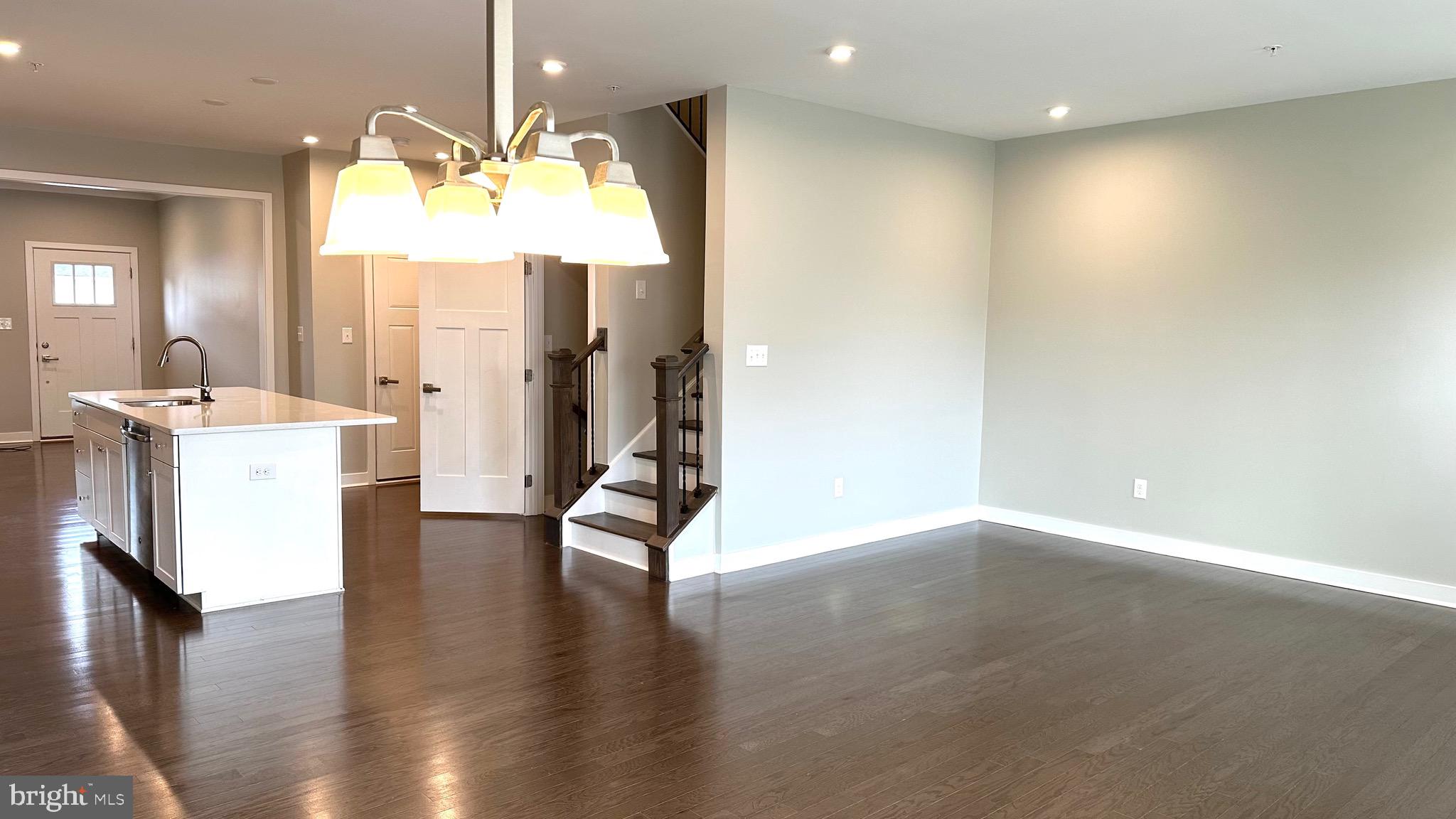 SINCLAIR SPRINGS - Residential Lease