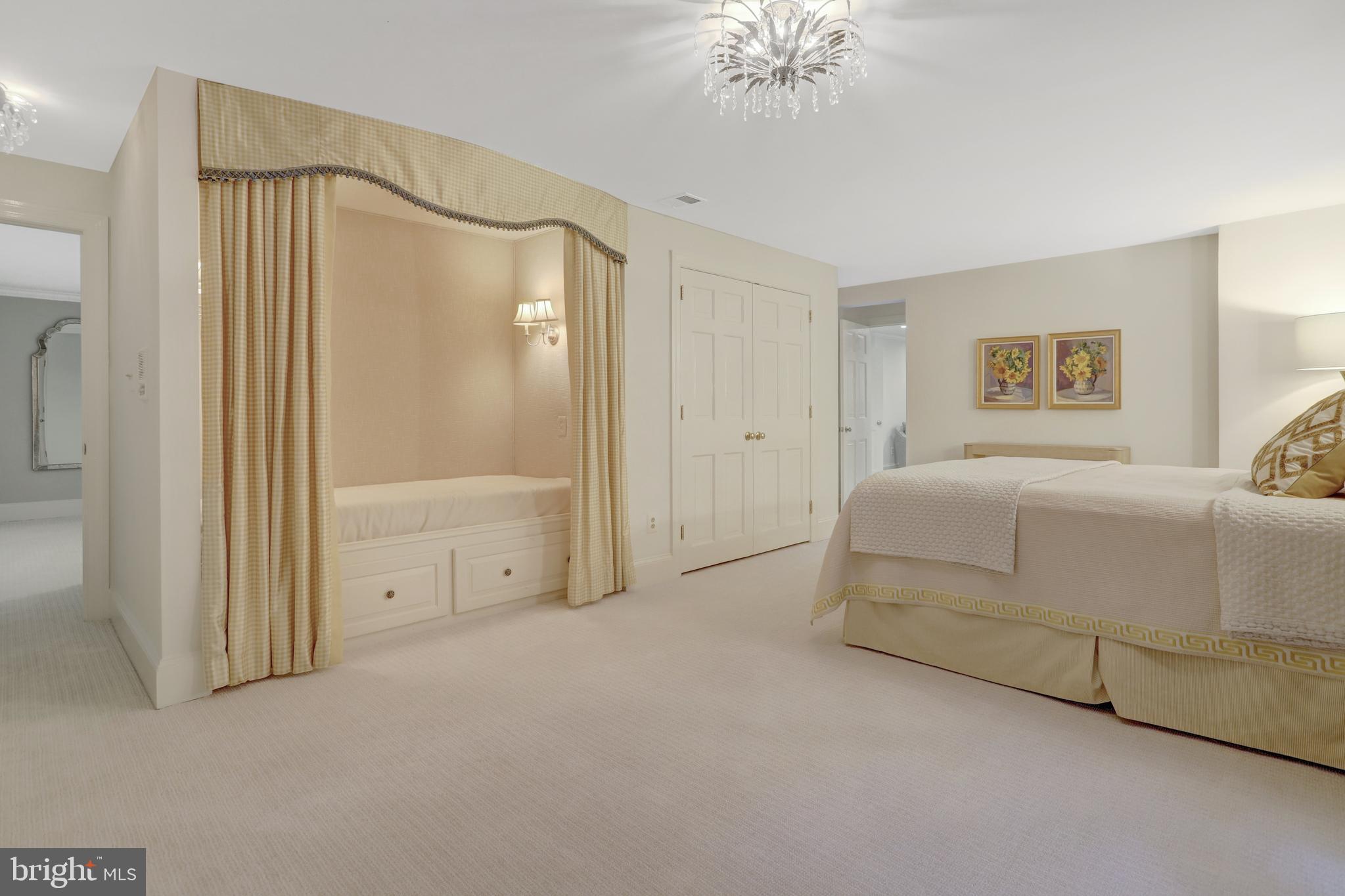 OLD TOWN SE QUADRANT - Residential