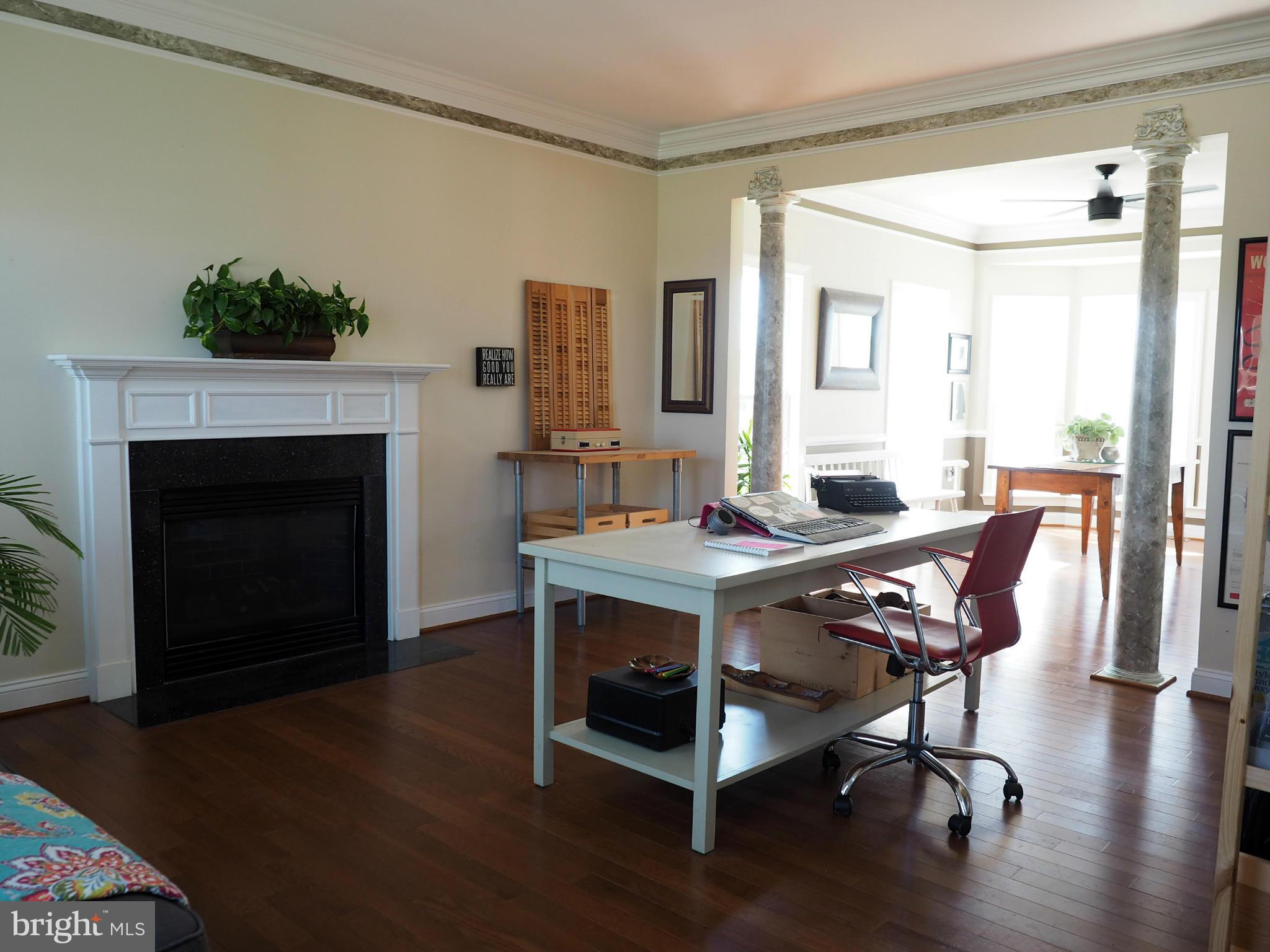 MEADOW BROOK - Residential