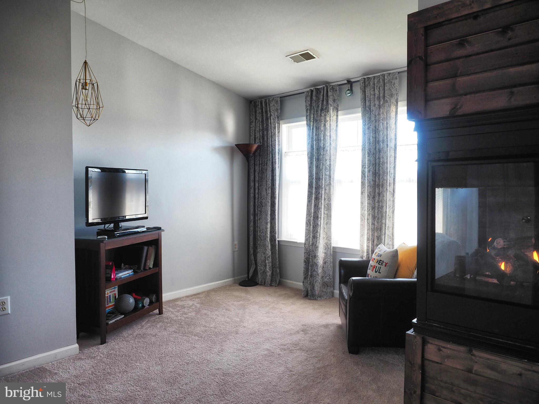 MEADOW BROOK - Residential