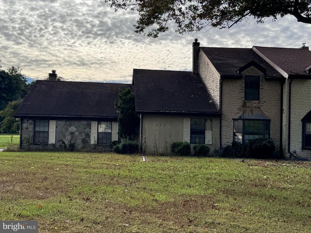 Photo of 22 Whitemarsh Court, DOVER, DE 19904 (MLS # DEKT2041828)
