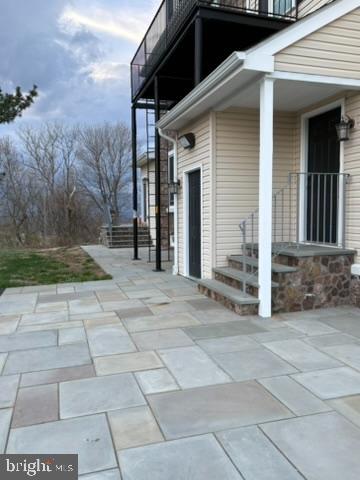 VALLEY HIGH ESTS - Residential Lease