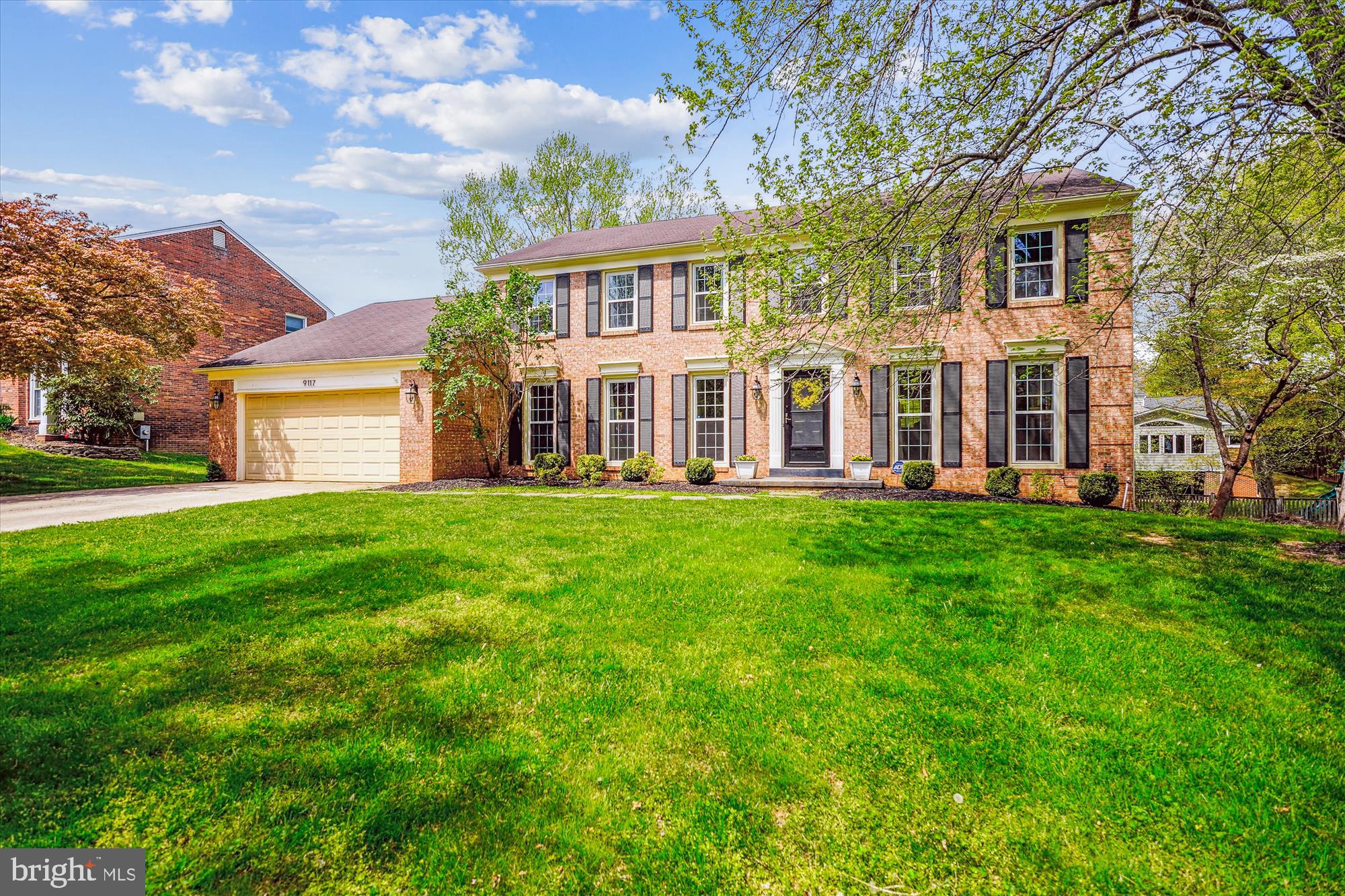 9117 PADDOCK LANE