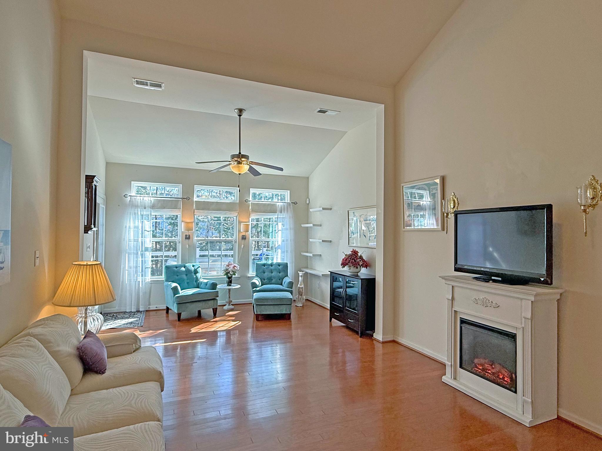 SHOREVIEW WOODS - Residential