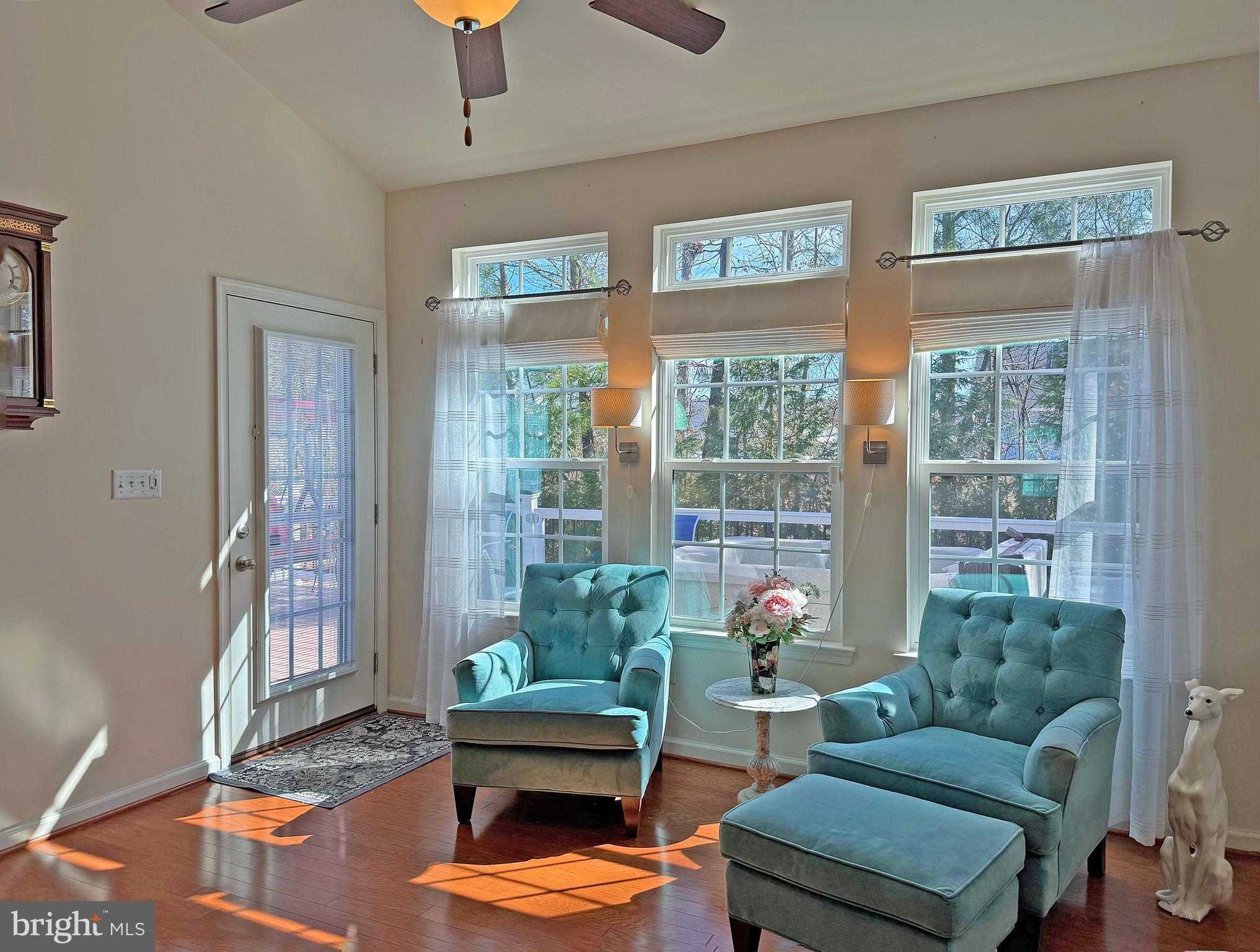 SHOREVIEW WOODS - Residential