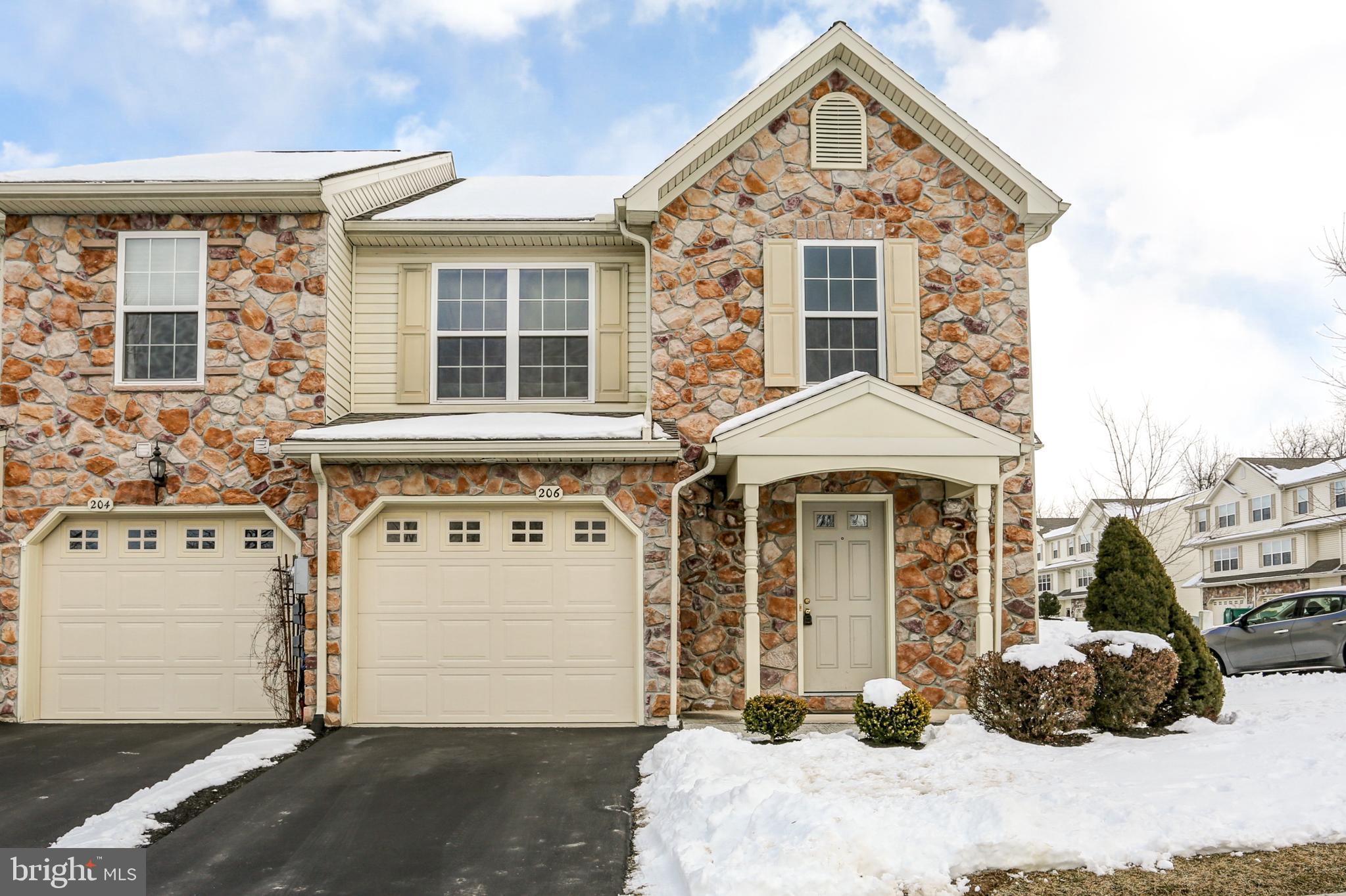 MAPLE GLEN - Residential