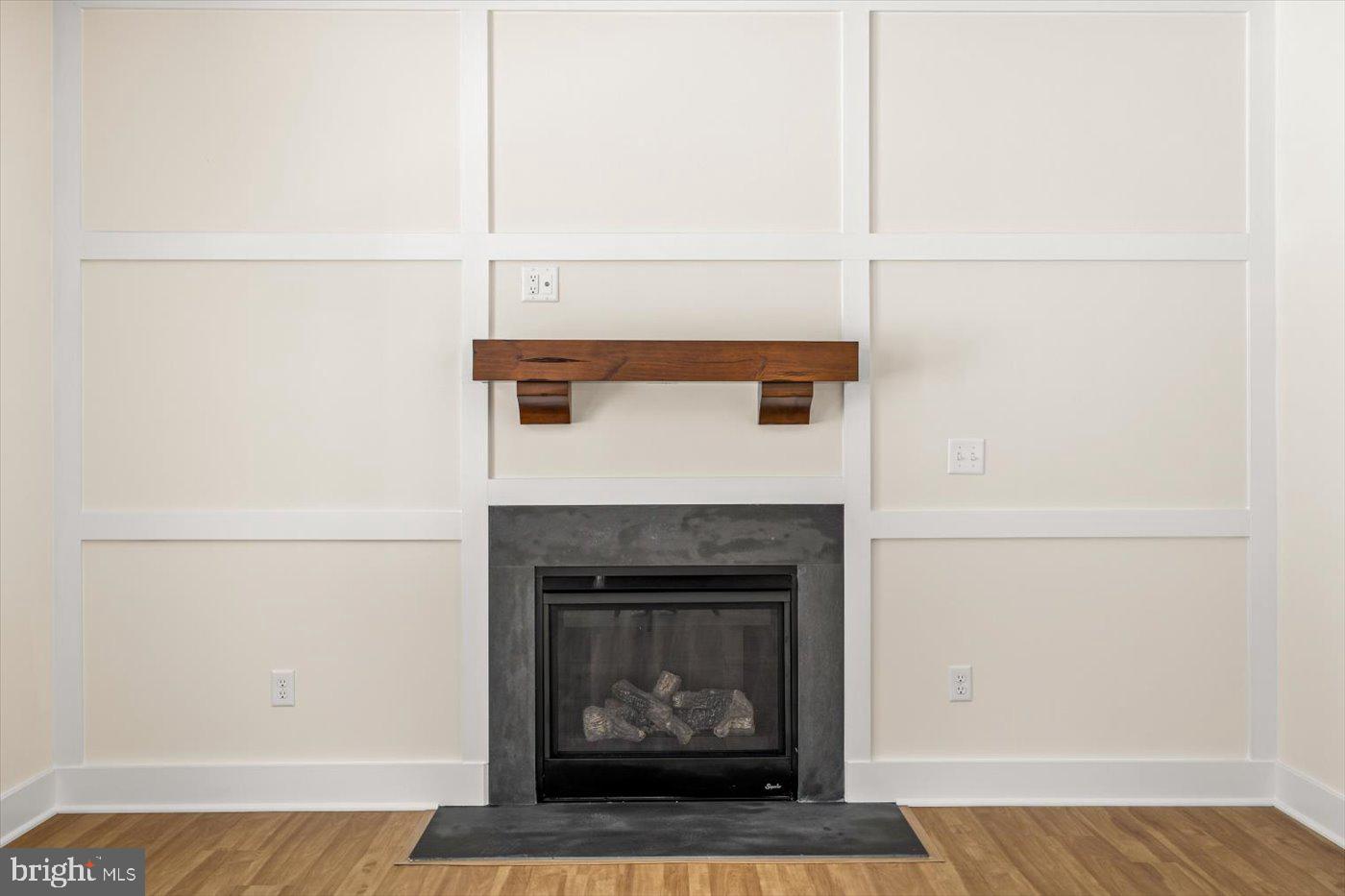 PRESIDENTIAL LAKES - Residential