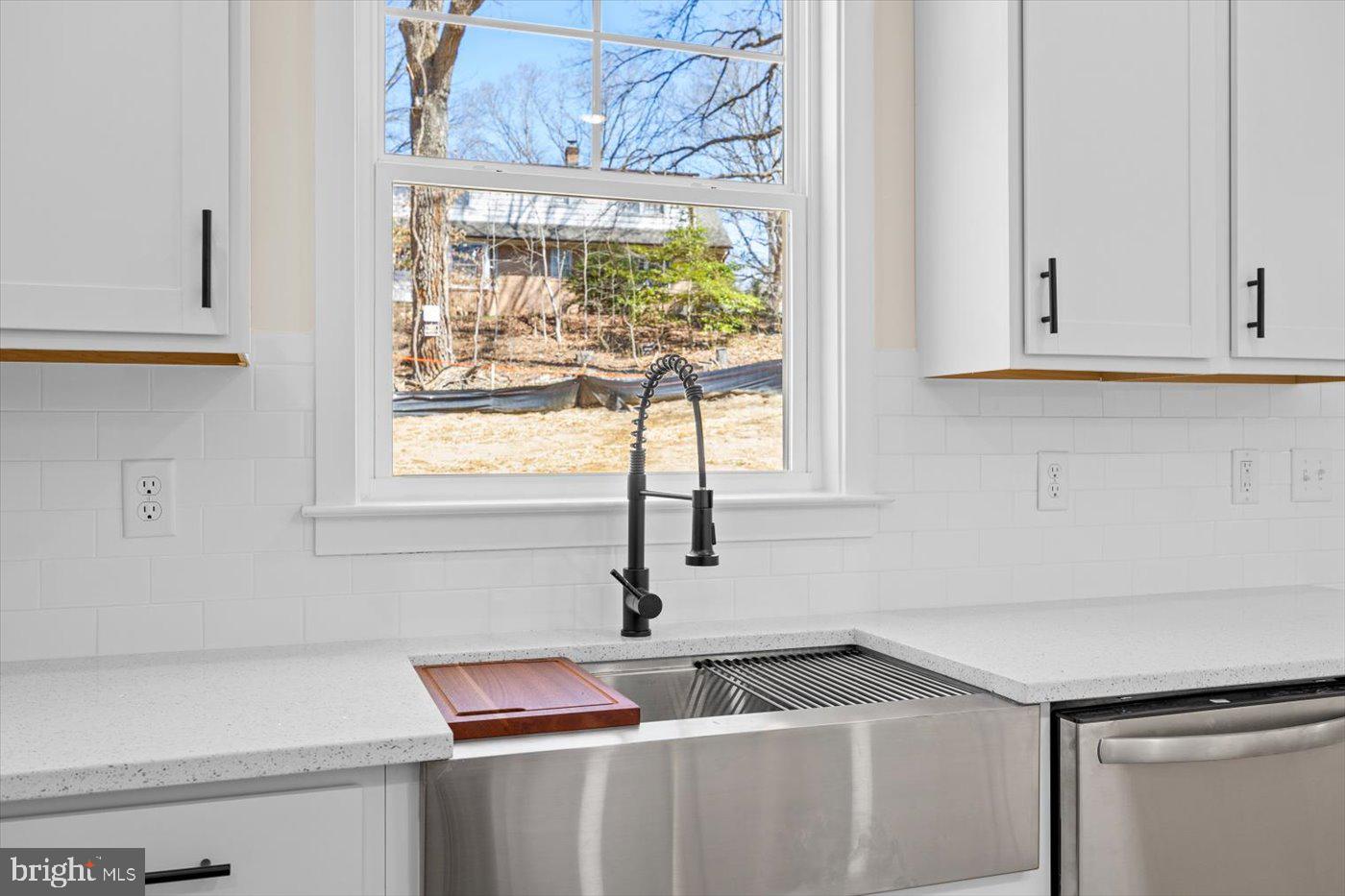 PRESIDENTIAL LAKES - Residential