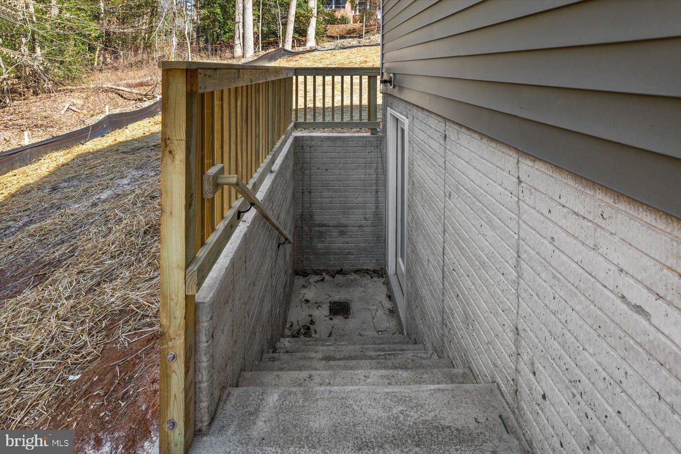 PRESIDENTIAL LAKES - Residential