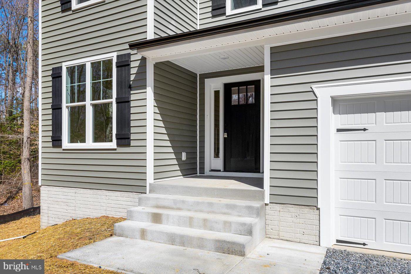 PRESIDENTIAL LAKES - Residential